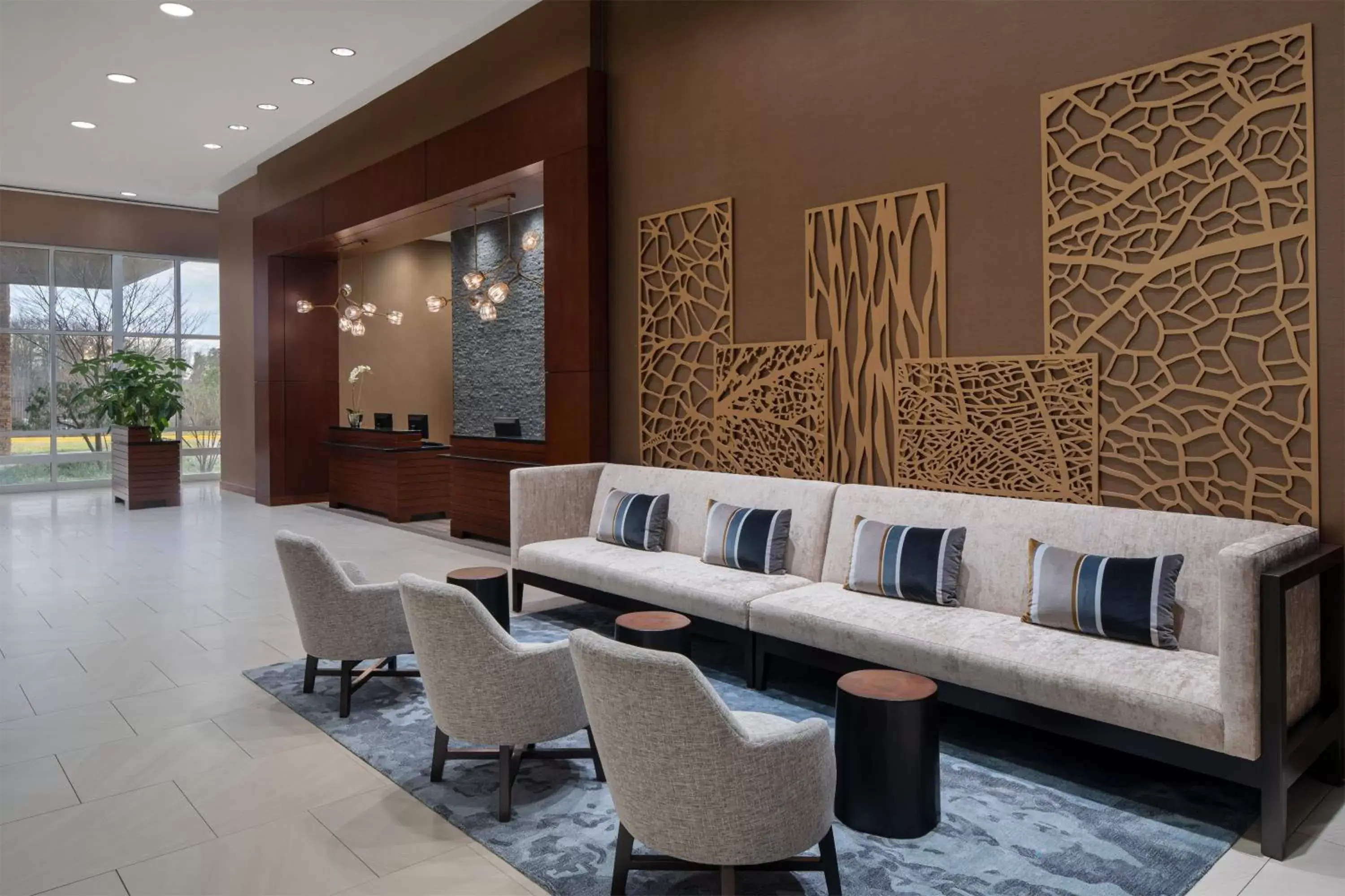 Lobby or reception in The Westin Baltimore Washington Airport - BWI