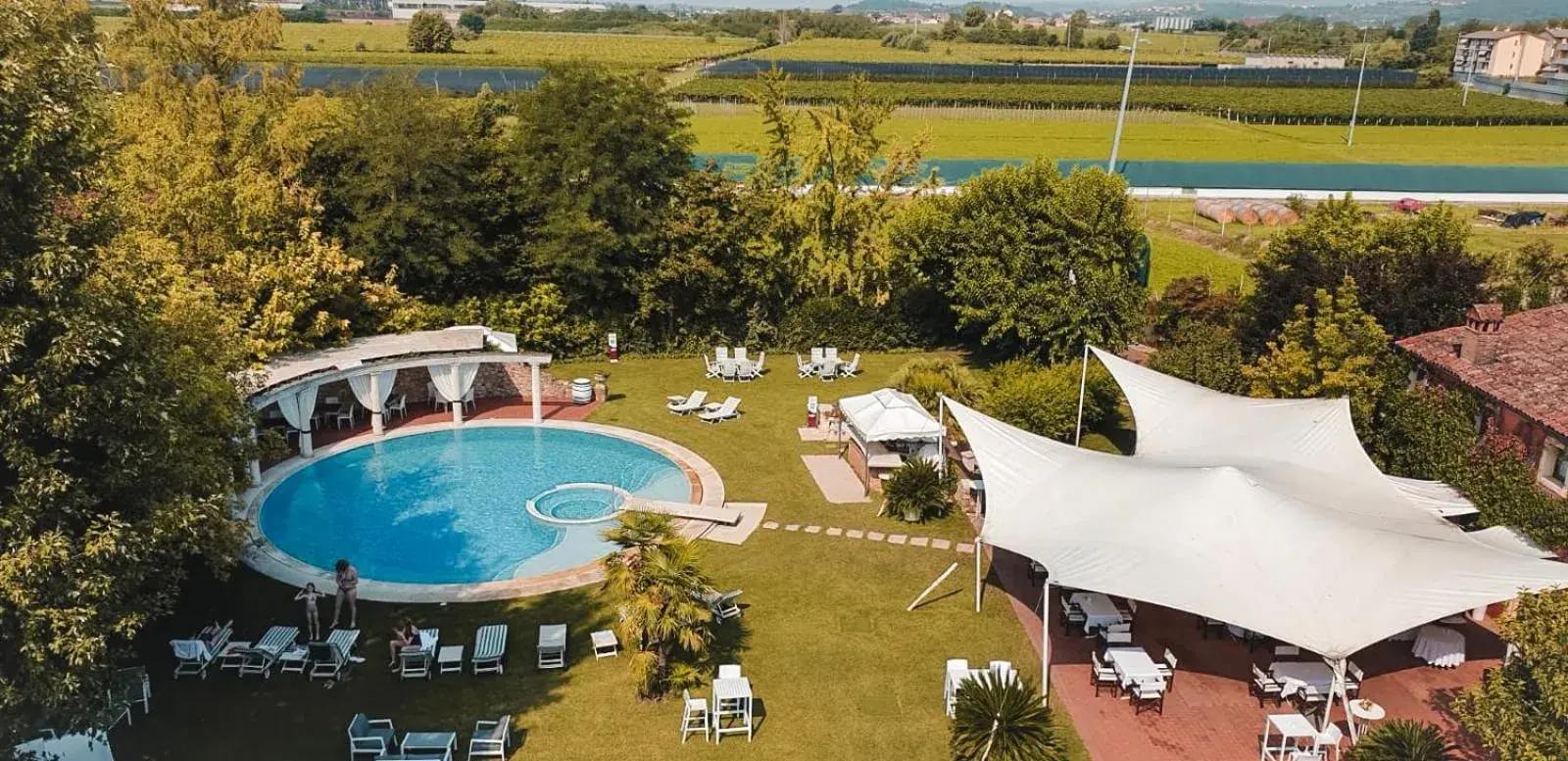 Swimming pool, Pool View in Hotel Relais