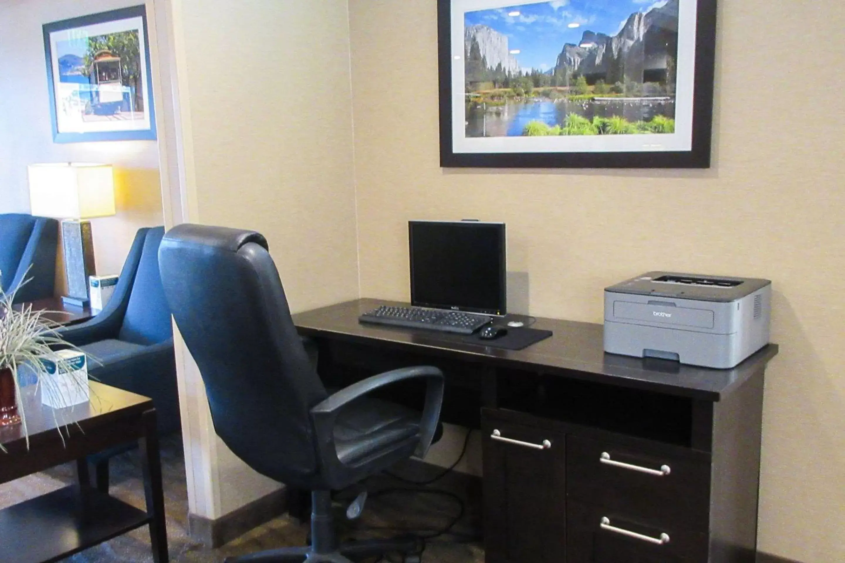 On site, Business Area/Conference Room in Comfort Inn Modesto