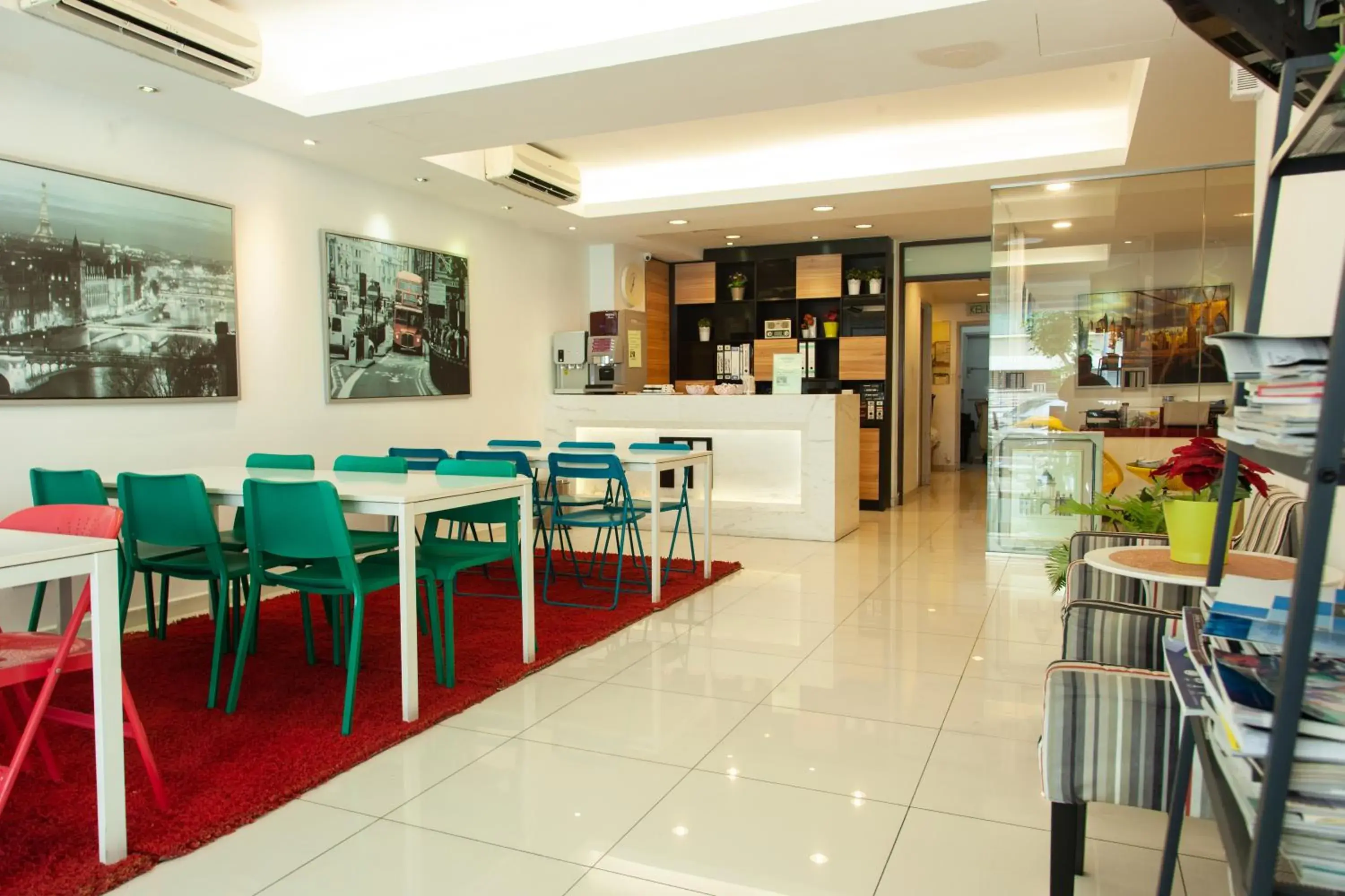 Lobby or reception, Restaurant/Places to Eat in M Design Hotel - Pandan Indah