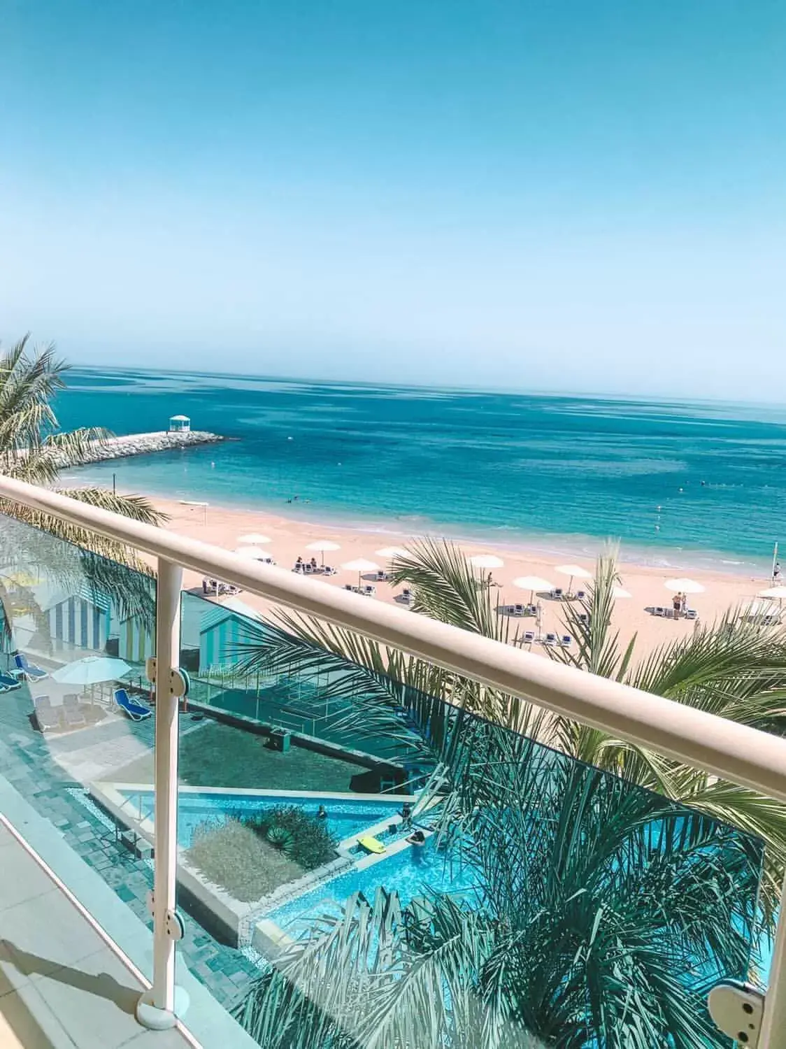 Balcony/Terrace, Pool View in Radisson Blu Resort, Fujairah