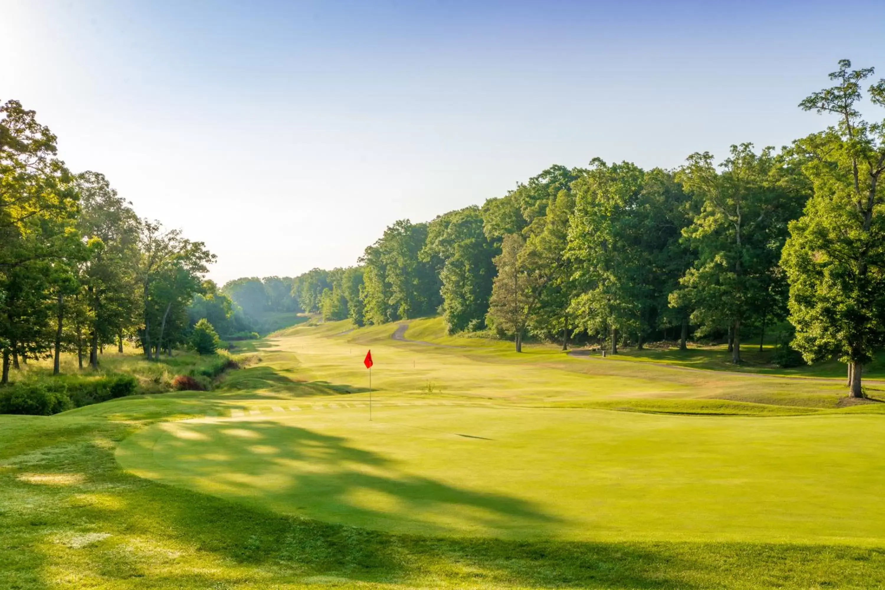 Golfcourse, Garden in Lodge of Four Seasons Golf Resort, Marina & Spa