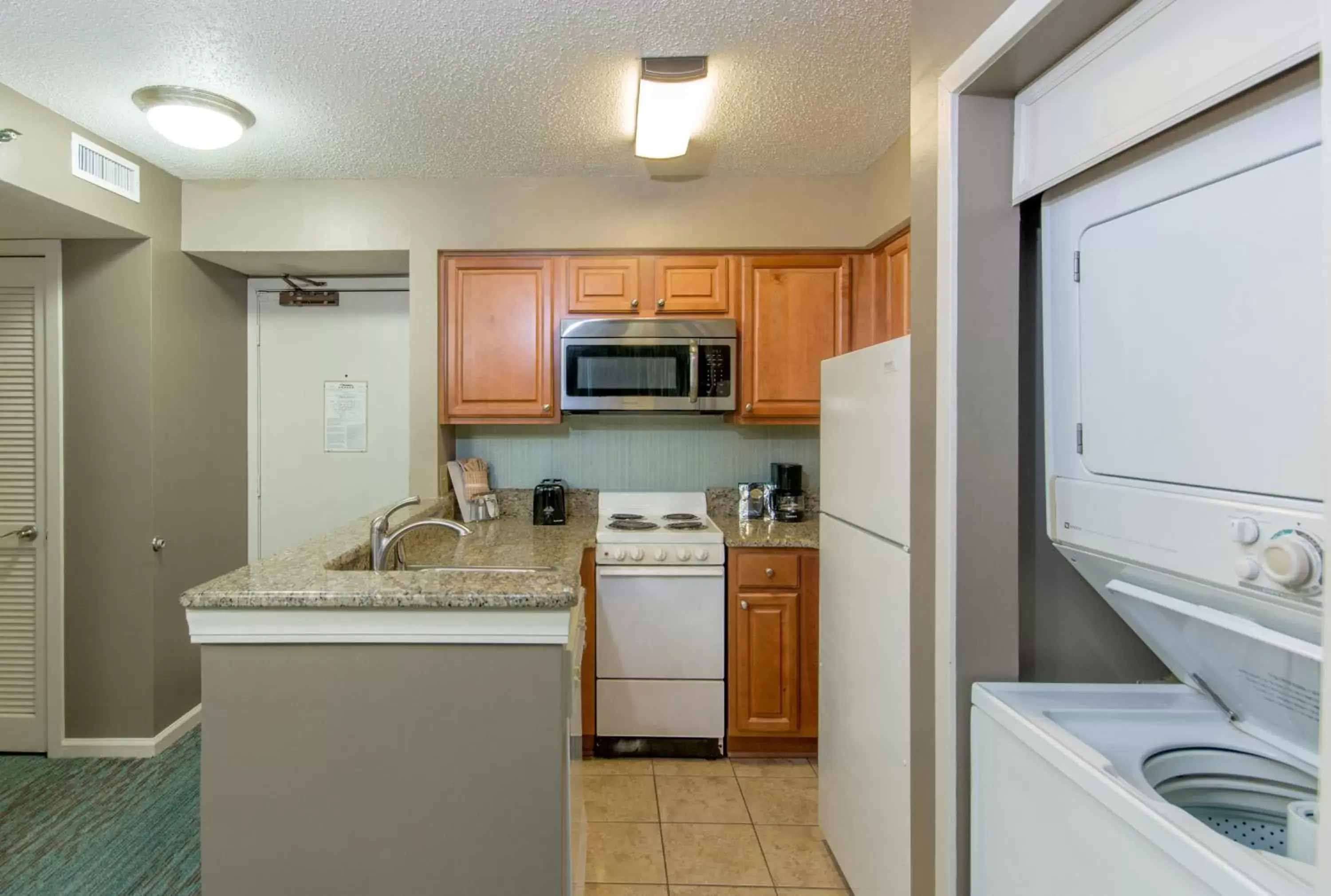 Kitchen or kitchenette, Kitchen/Kitchenette in The Strand - A Boutique Resort