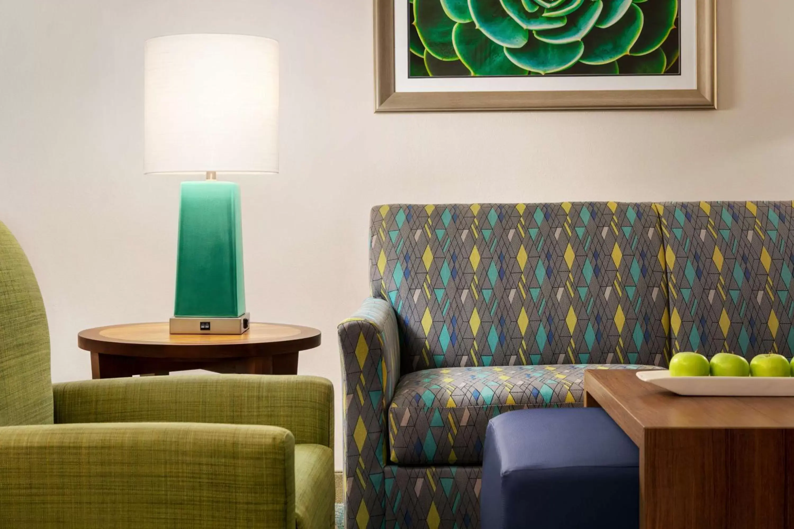 Living room, Seating Area in Homewood Suites by Hilton Fort Myers