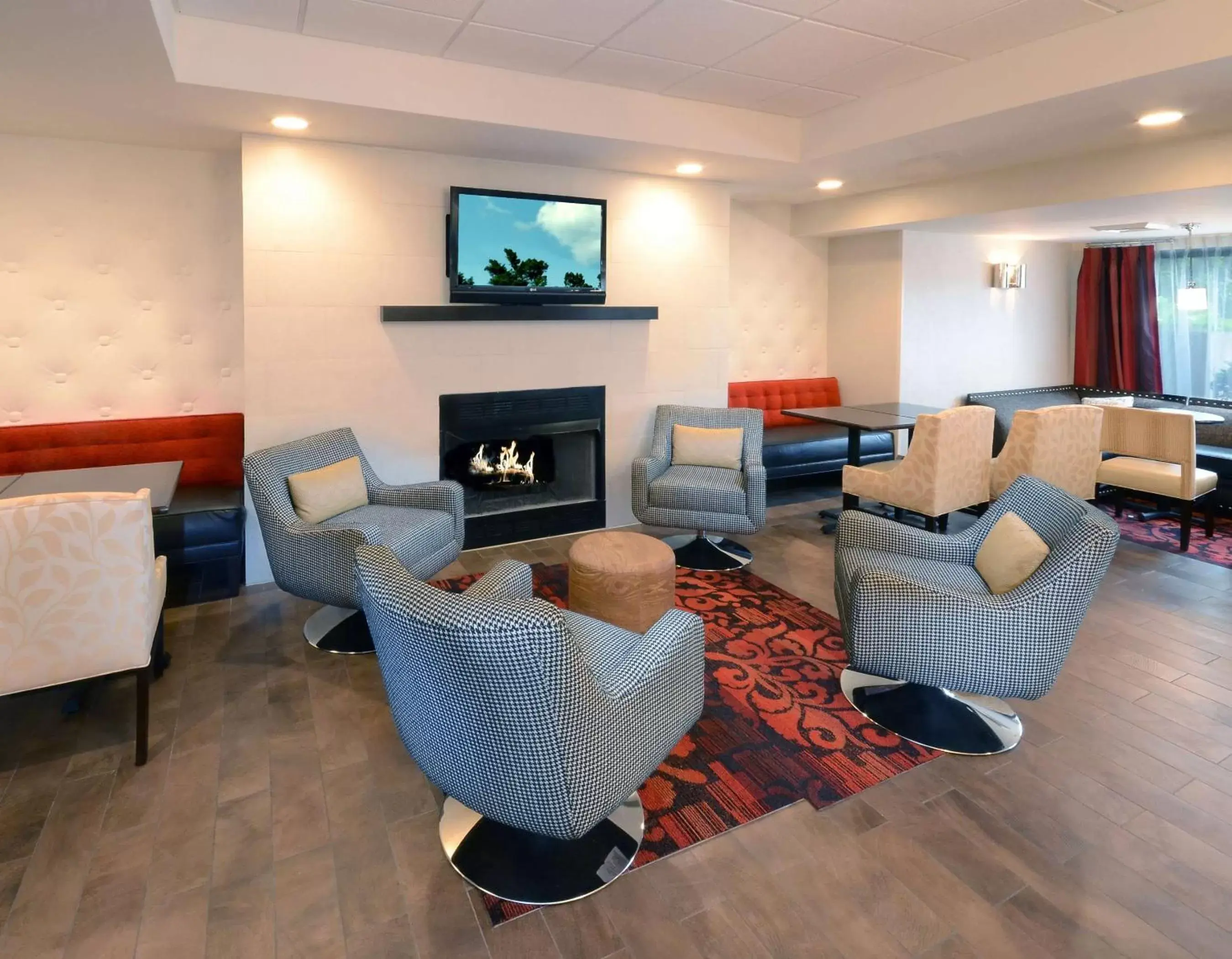 Lobby or reception in Hampton Inn Raleigh Capital Blvd North Lobby or reception in Hampton Inn Raleigh Capital Blvd North