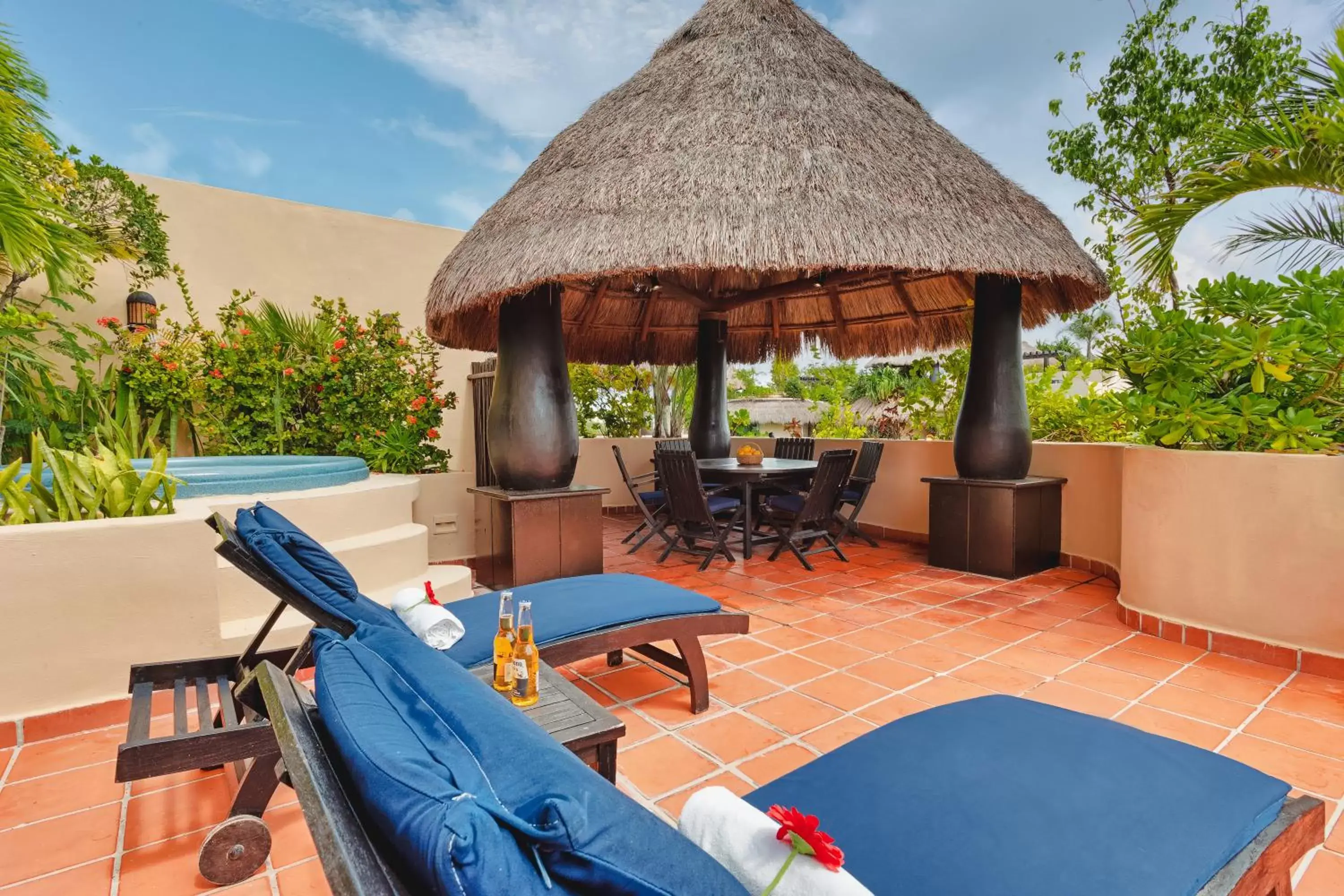 Patio in El Taj Oceanfront and Beachside Condo Hotel