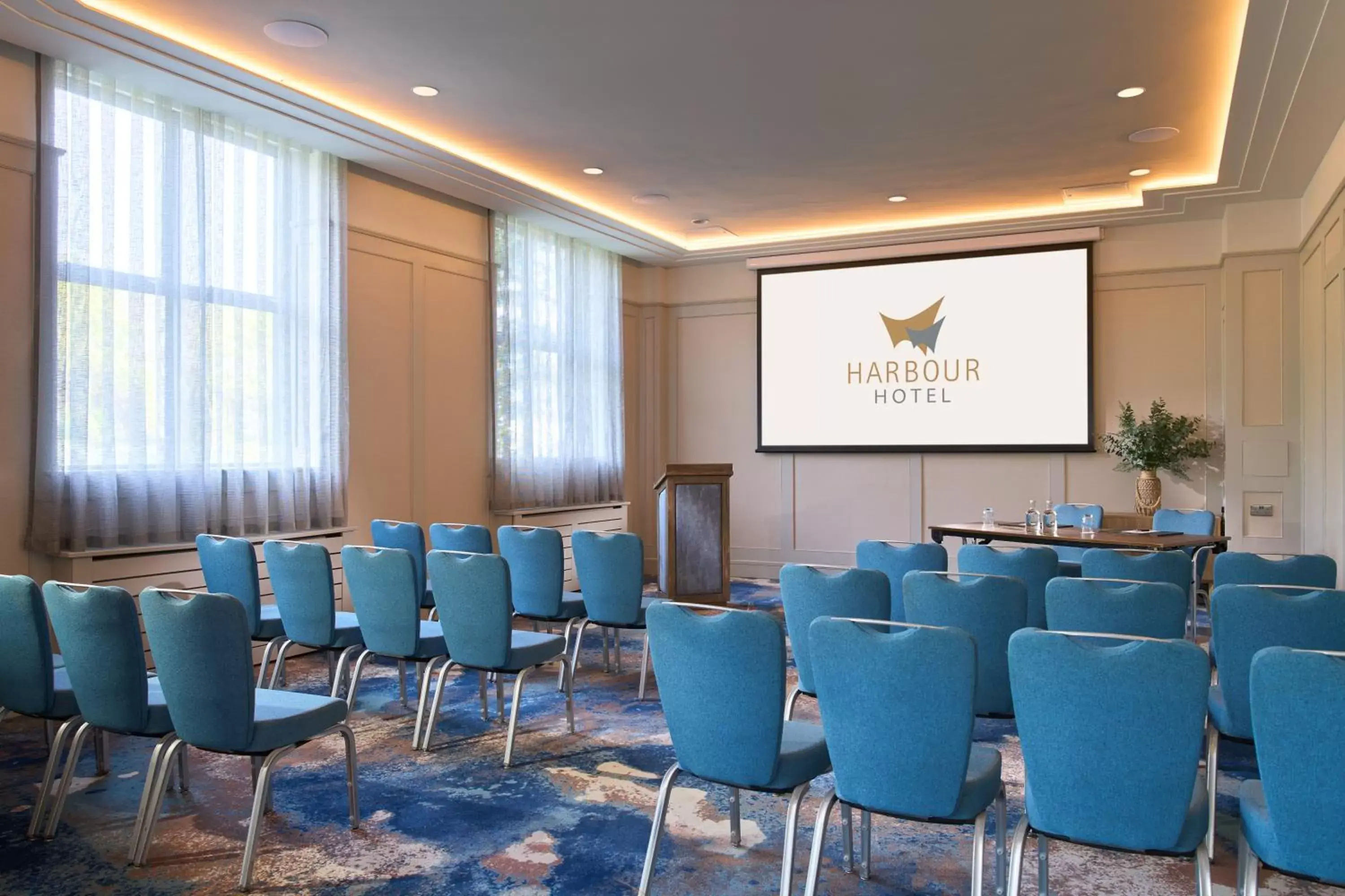 Meeting/conference room in Harbour Hotel