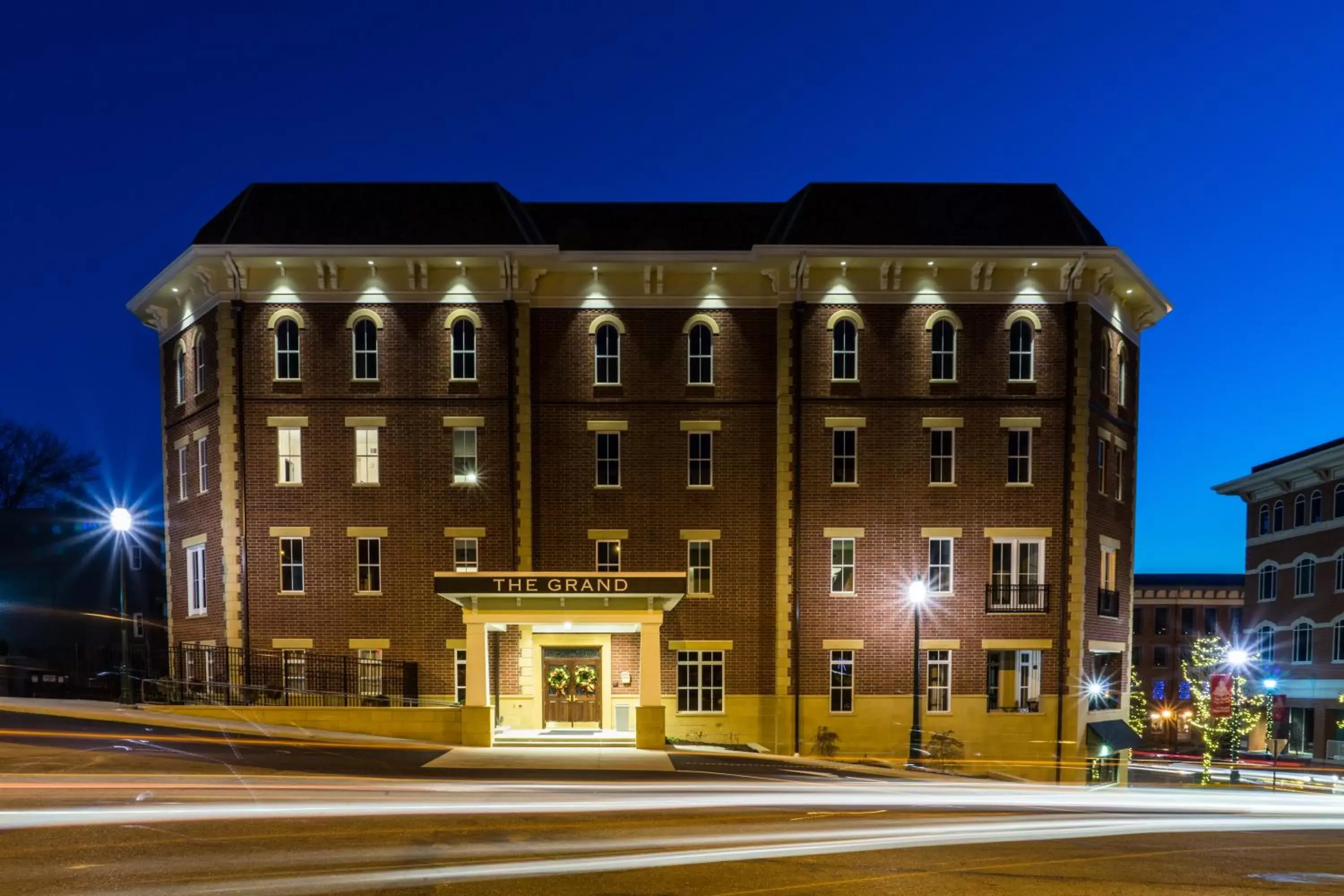 Property Building in The Mount Vernon Grand Hotel