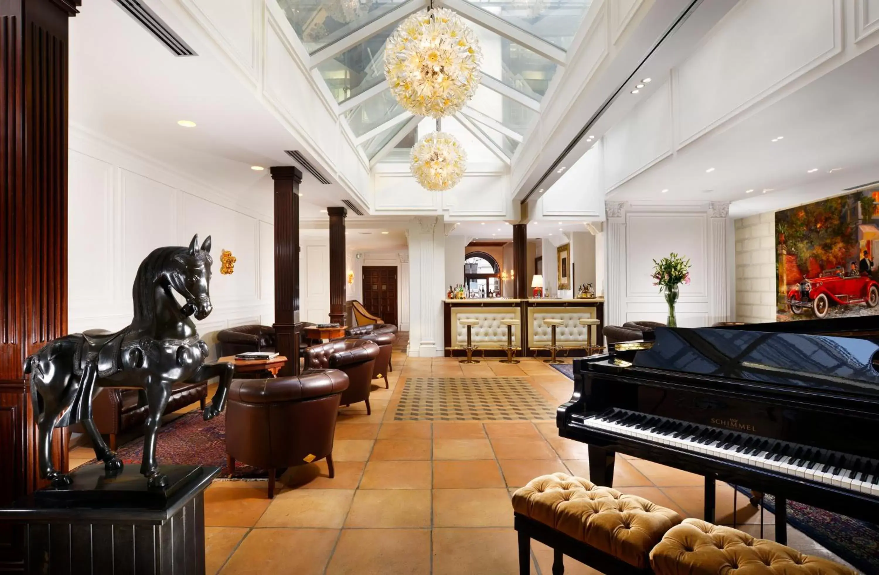 Lobby or reception in Hotel Pierre Milano