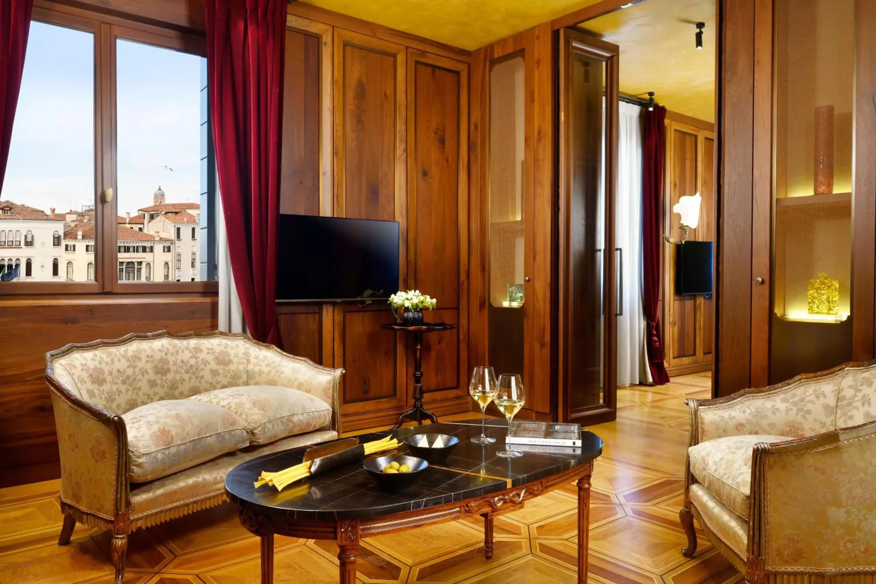 Seating Area in Palazzo Venart Luxury Hotel