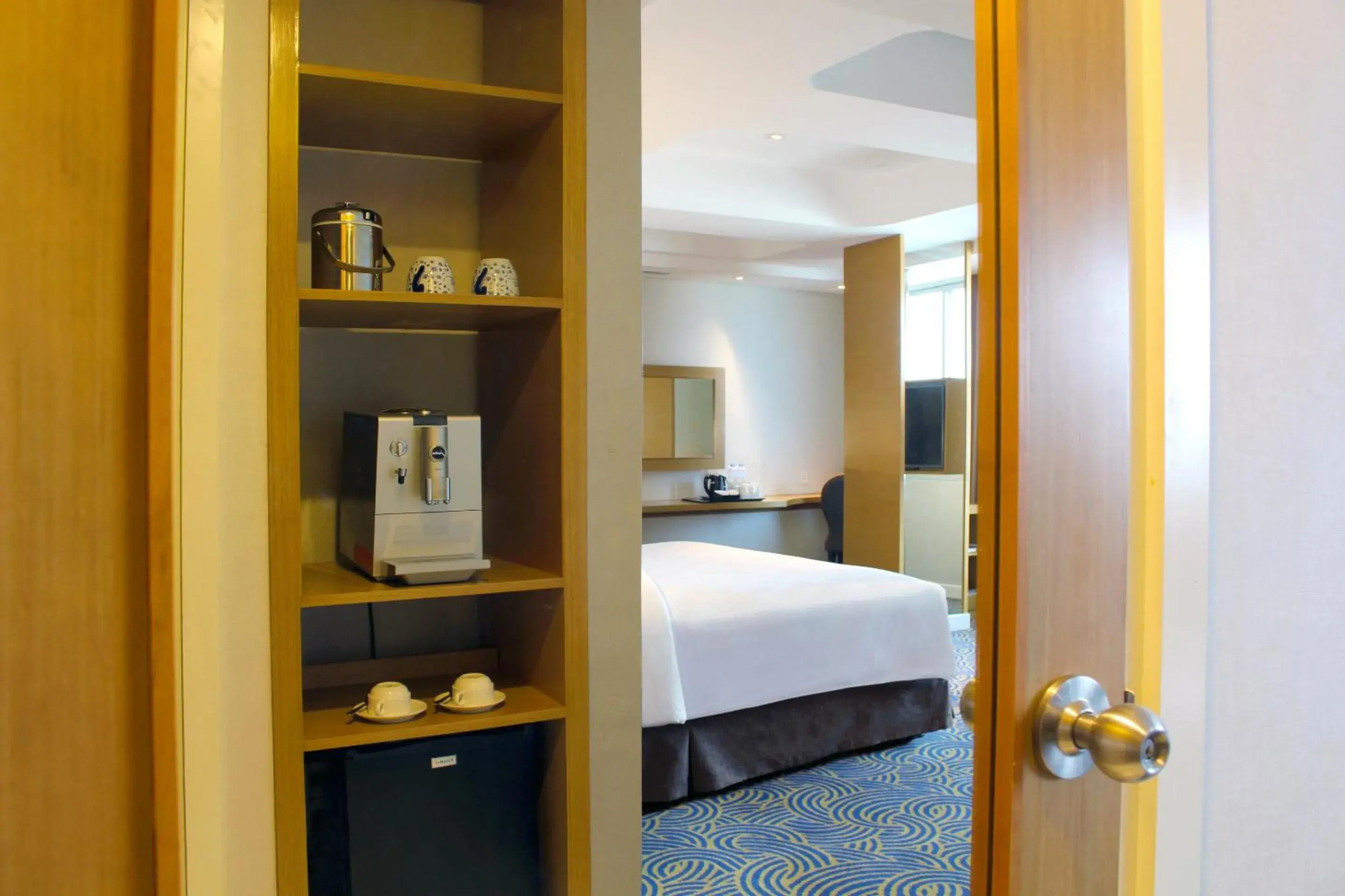 Bedroom, Bed in Hotel Ciputra Cibubur managed by Swiss-Belhotel International Bedroom, Bed in Hotel Ciputra Cibubur managed by Swiss-Belhotel International