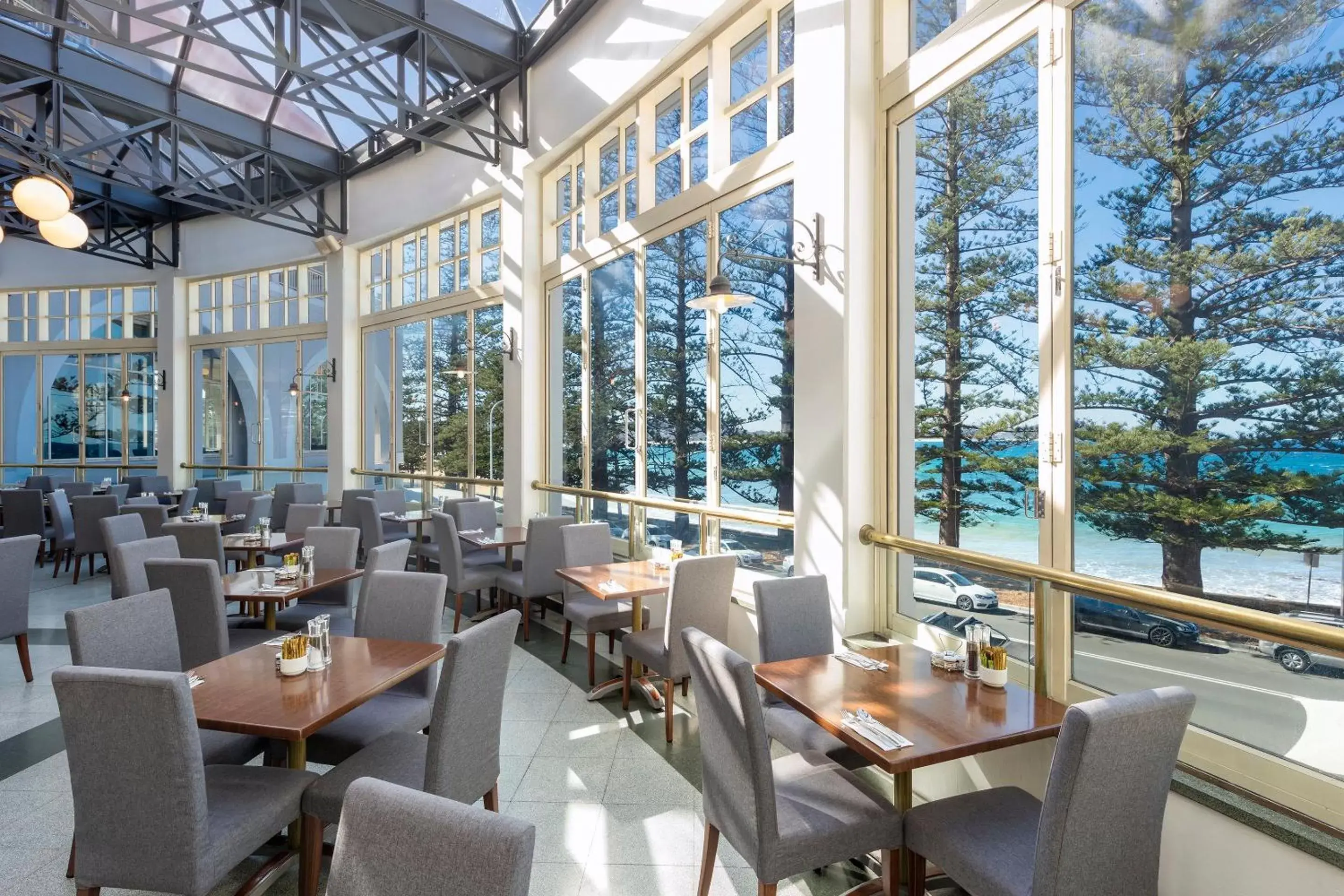 Restaurant/Places to Eat in Crowne Plaza Terrigal Pacific, an IHG Hotel