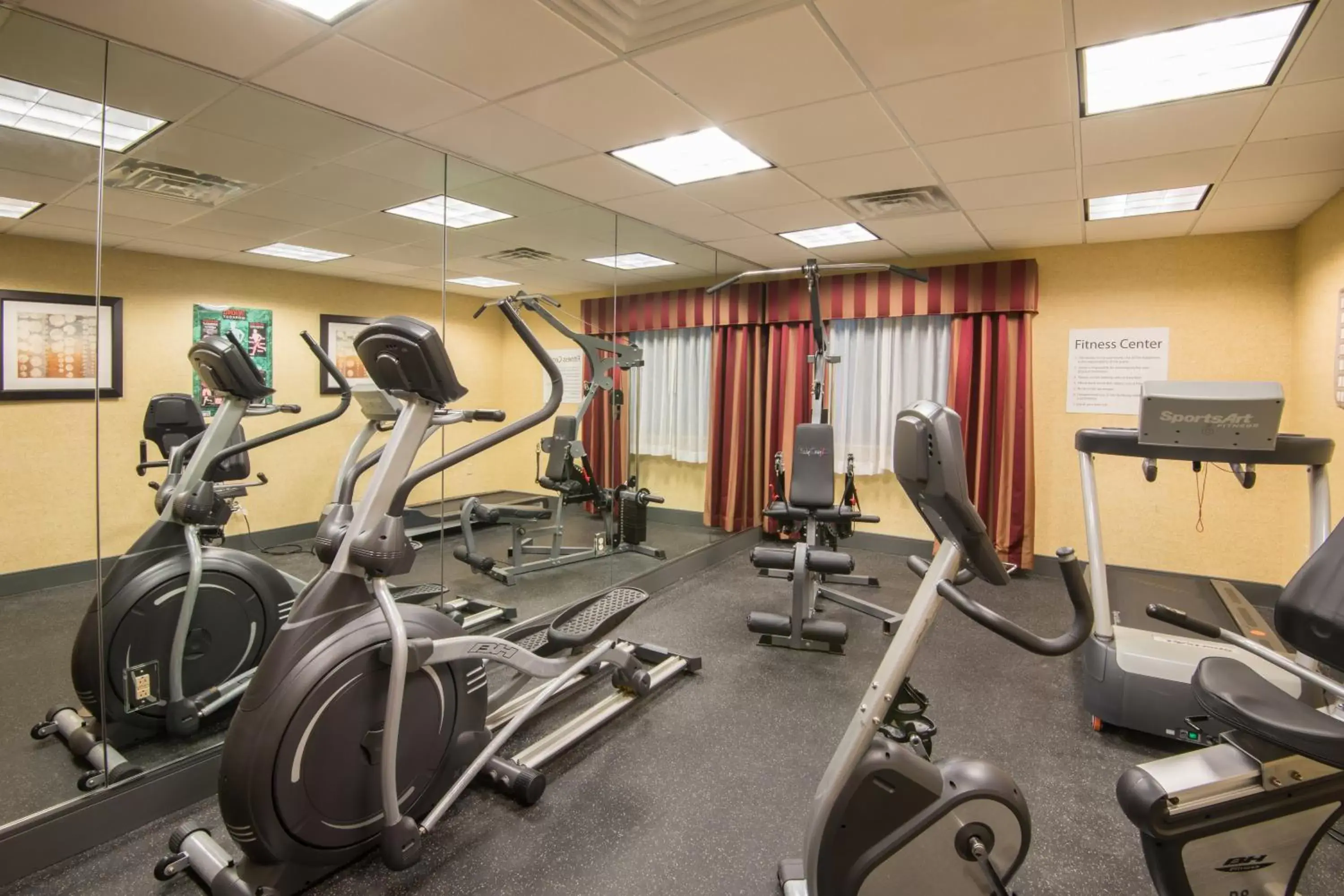 Fitness centre/facilities, Fitness Center/Facilities in Holiday Inn Express Hotel & Suites Wauseon, an IHG Hotel
