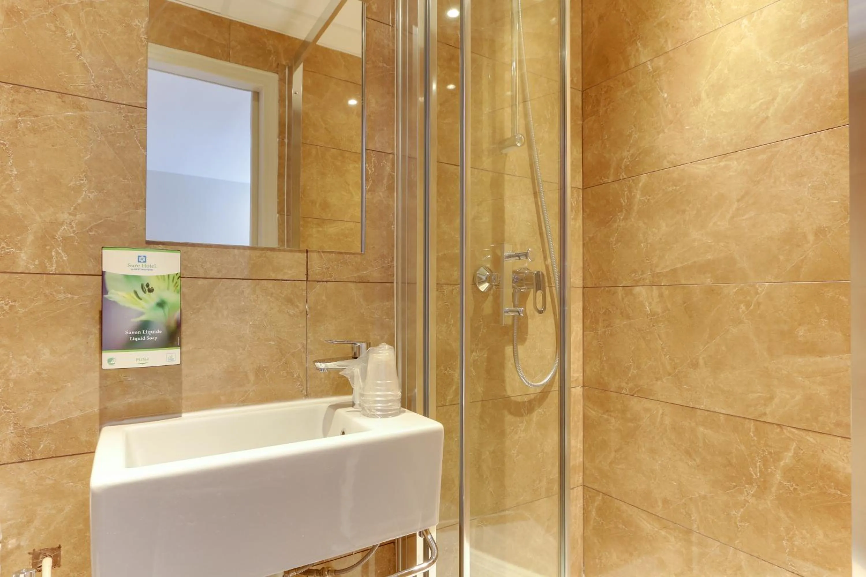 Sure Hotel by Best Western Paris Gare du Nord