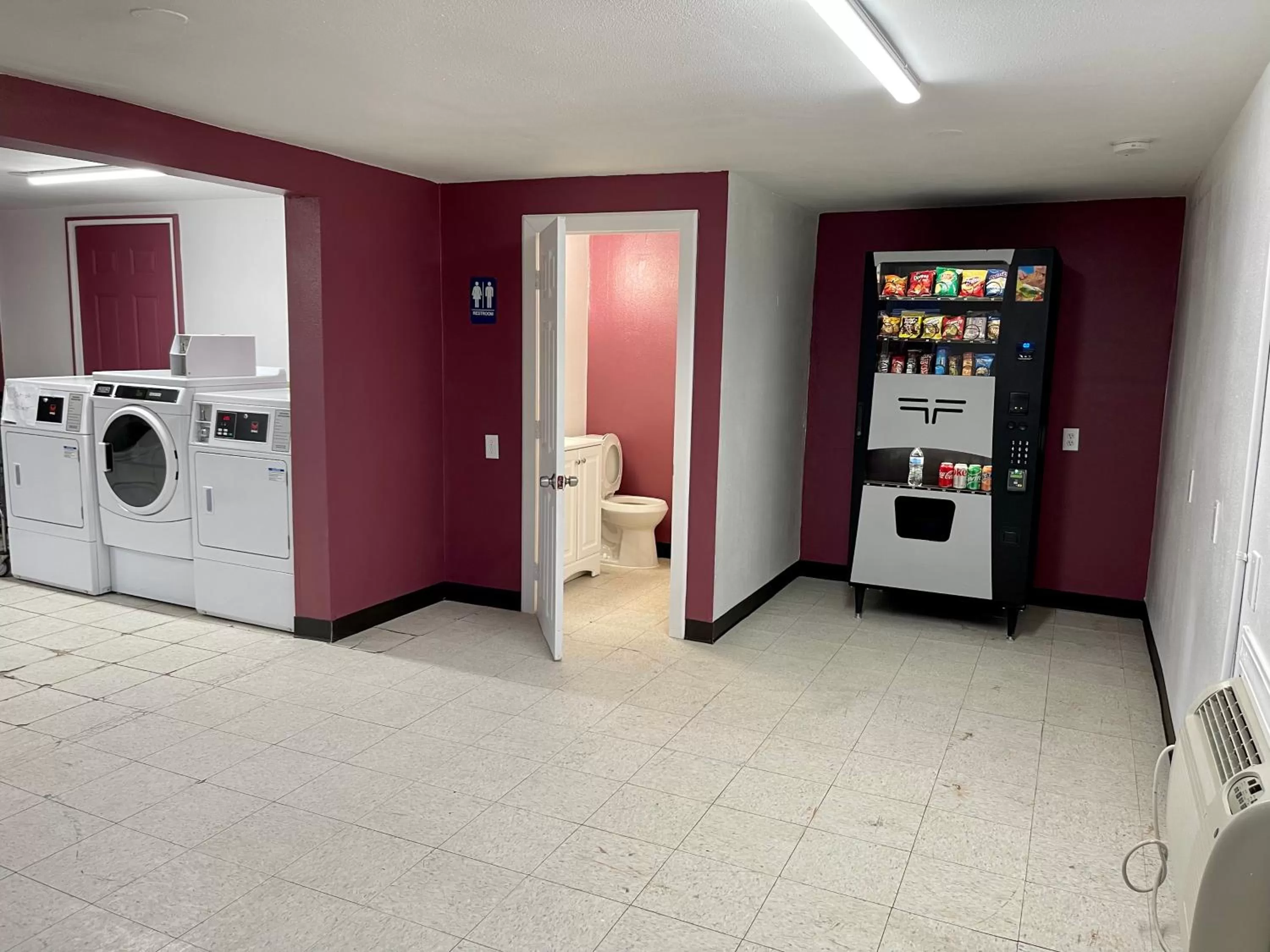 Annie Oakley Motel Oakley