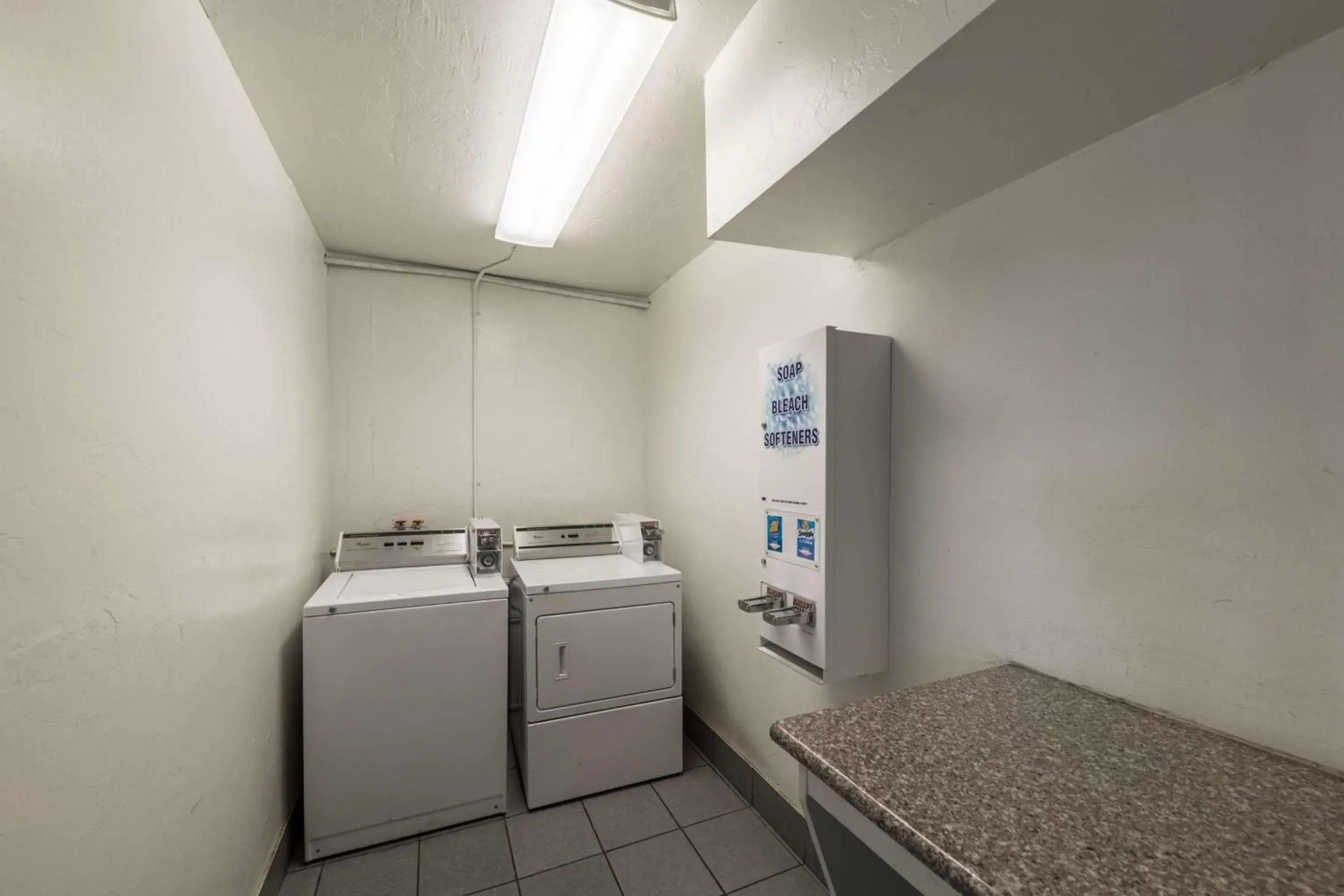 On site, Kitchen/Kitchenette in Motel 6-Oklahoma City, OK - Bricktown