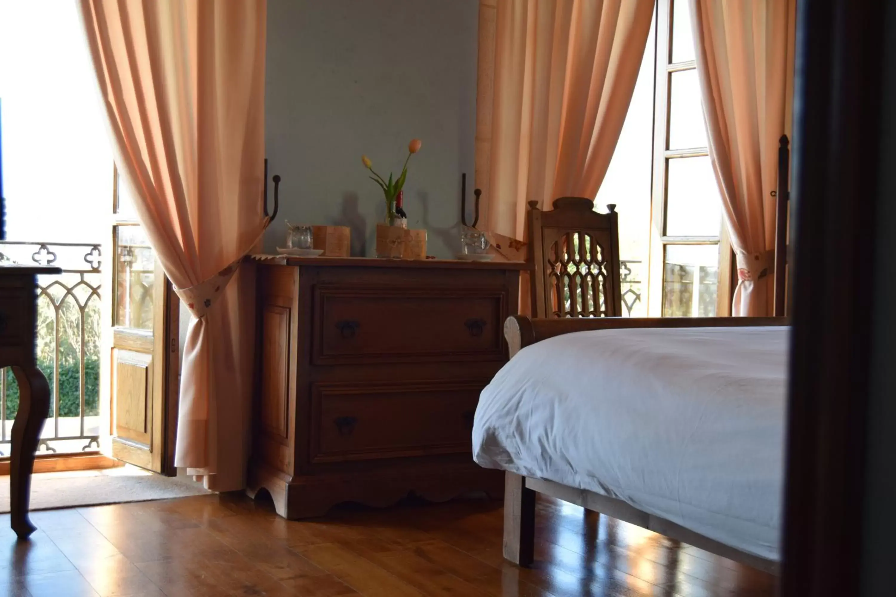 Photo of the whole room, Bed in Pazo do Rio Photo of the whole room, Bed in Pazo do Rio