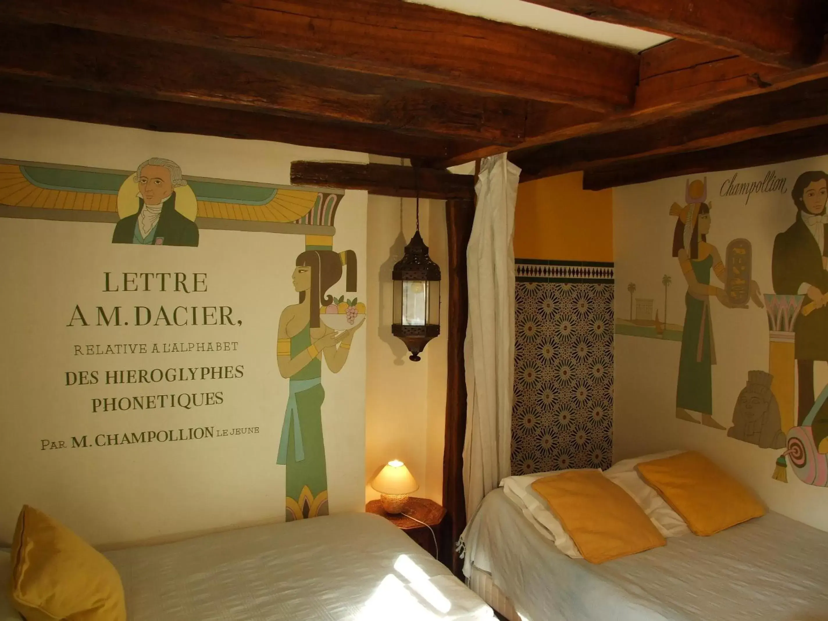 Bedroom in Hotel de Nesle