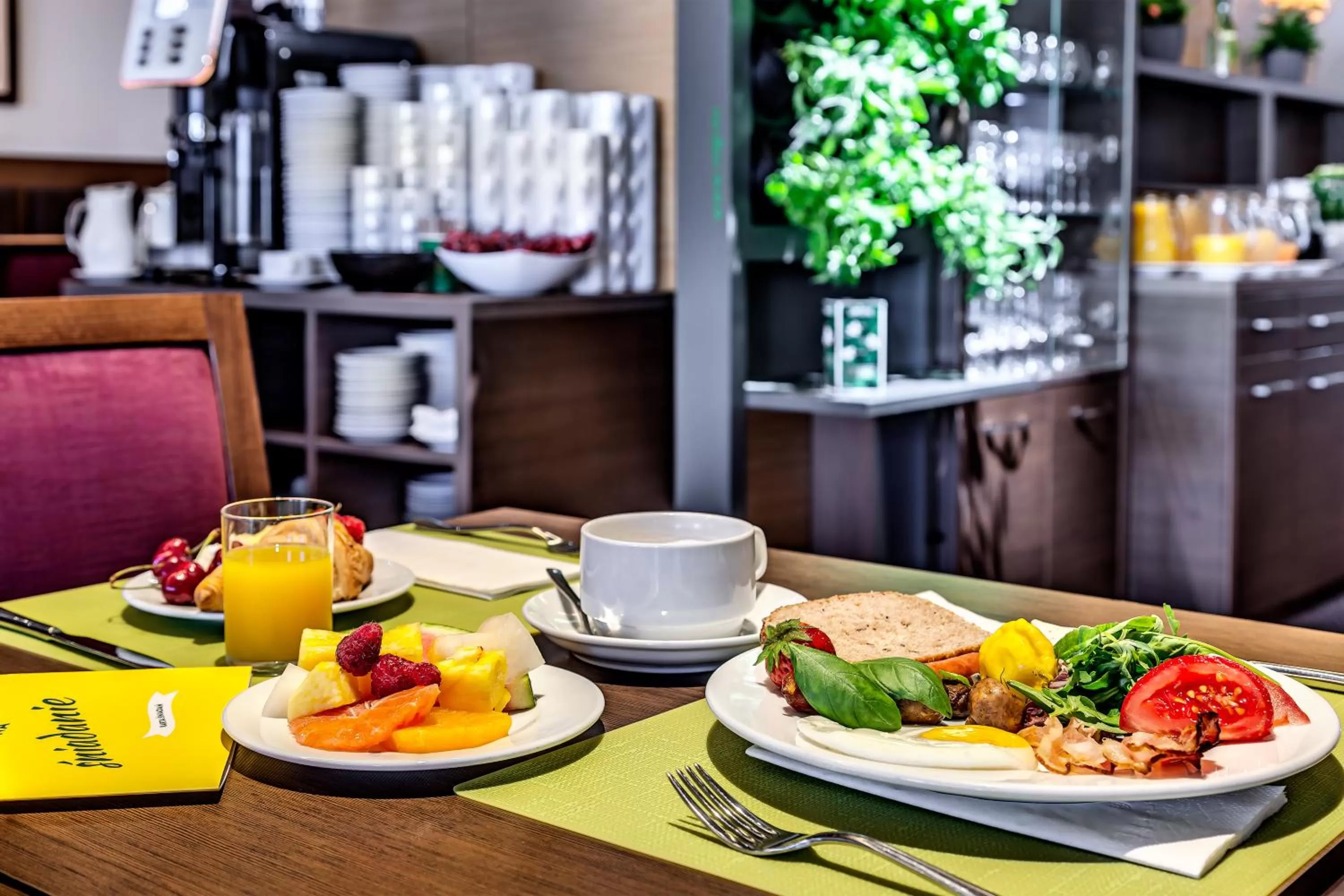 Breakfast in Holiday Inn Resort Warsaw Józefów by IHG
