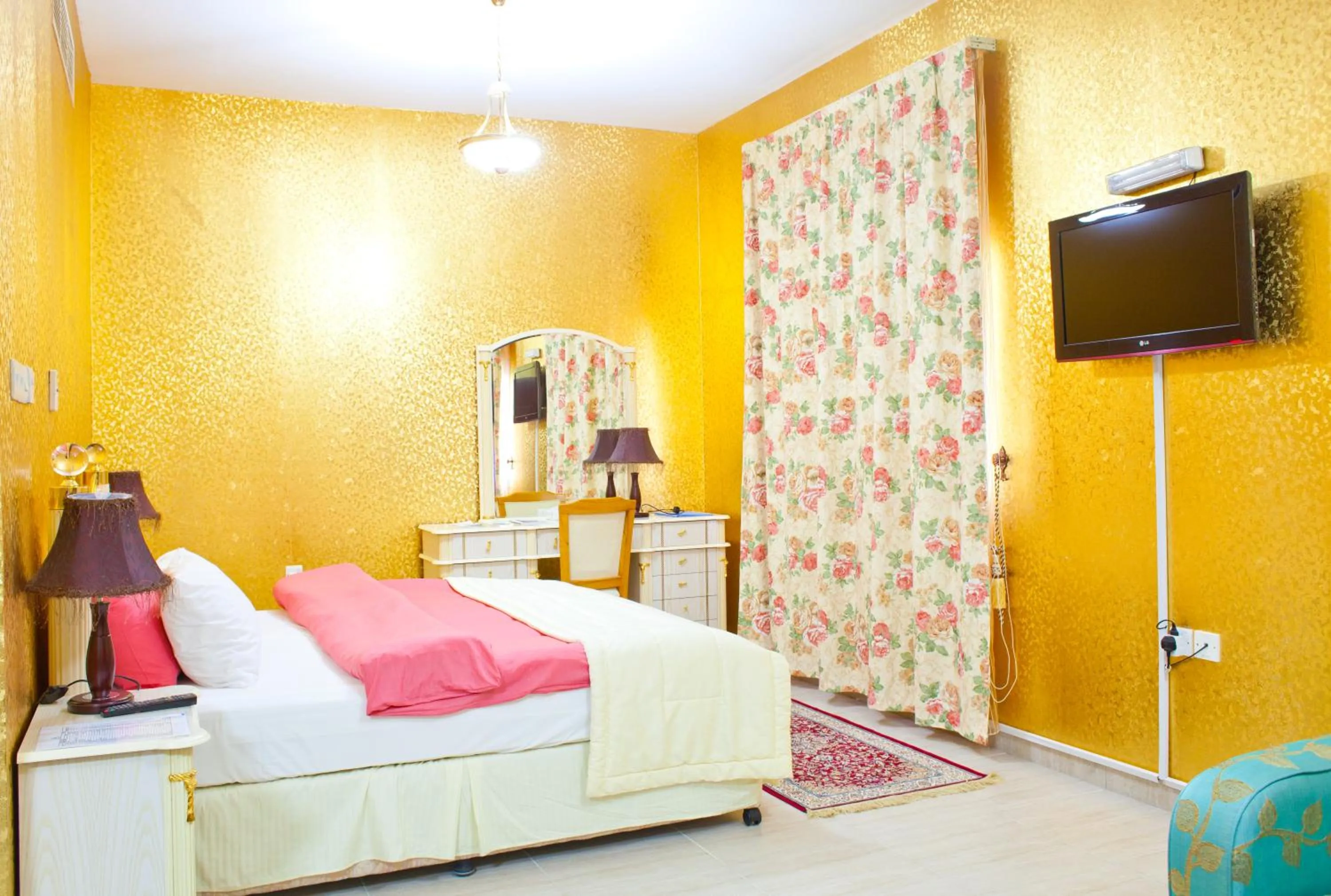 Photo of the whole room, Bed in Arbella Boutique Hotel