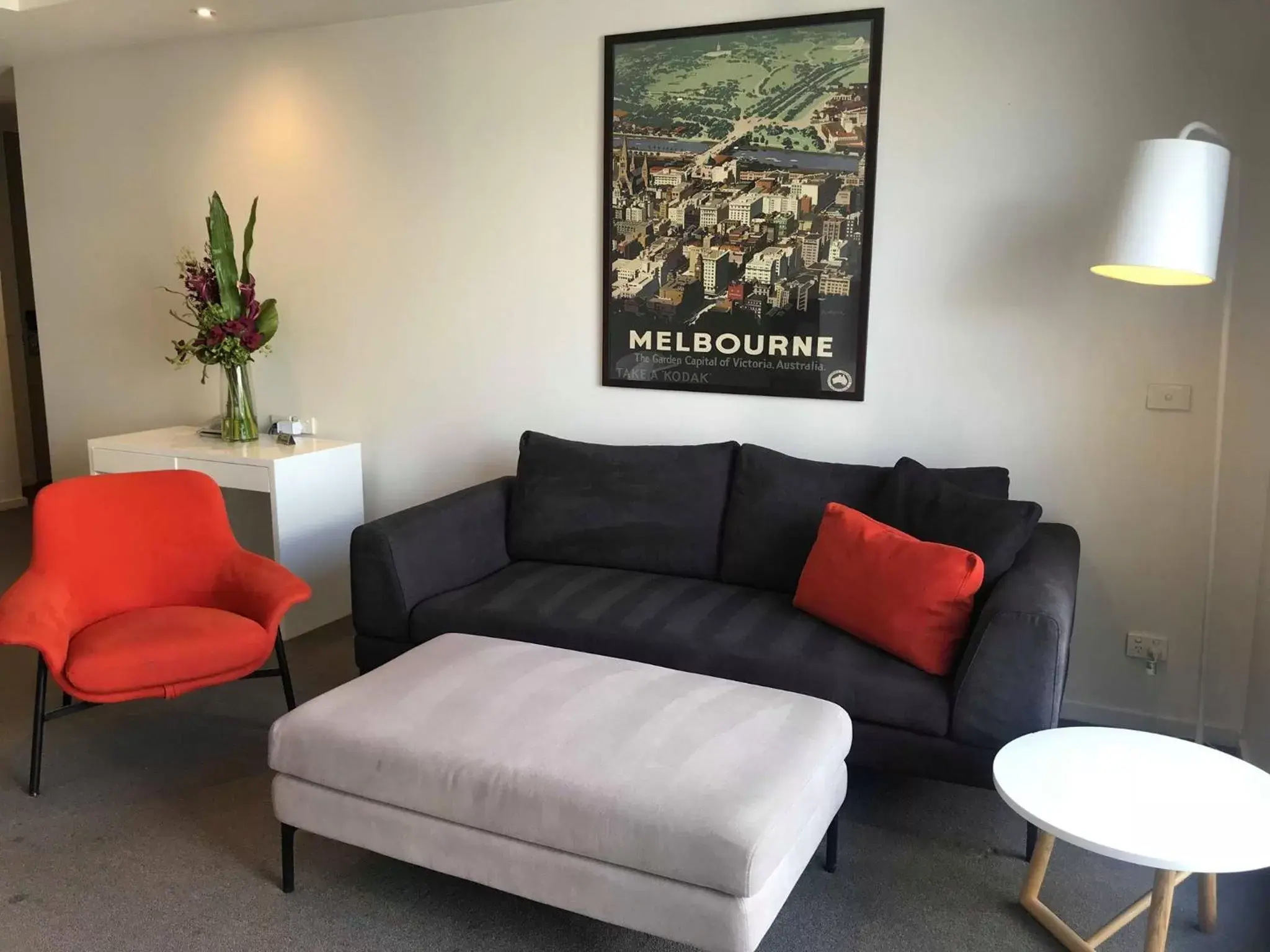 Seating Area in Caroline Serviced Apartments Brighton