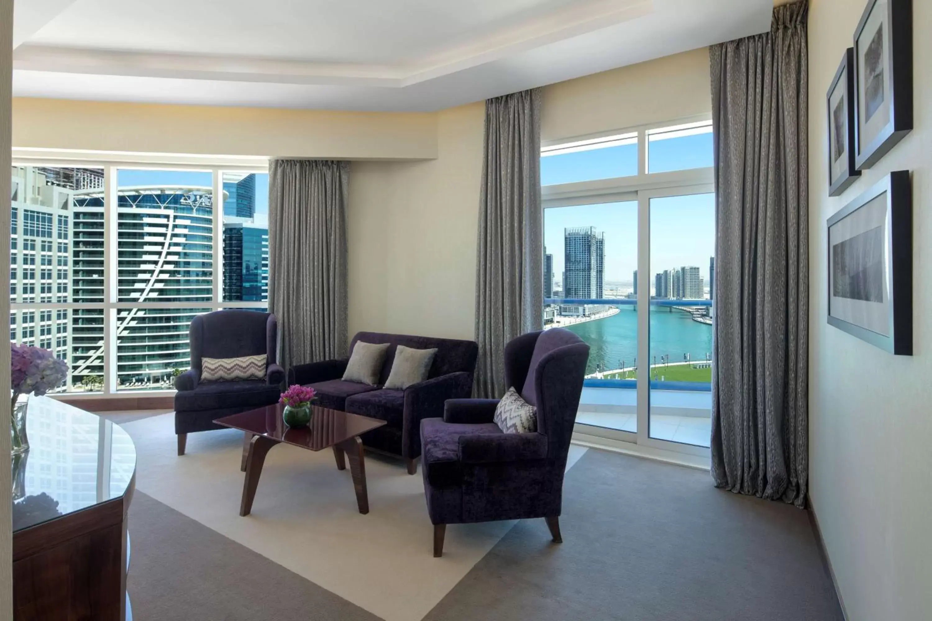 Photo of the whole room, Seating Area in Radisson Blu Hotel, Dubai Waterfront