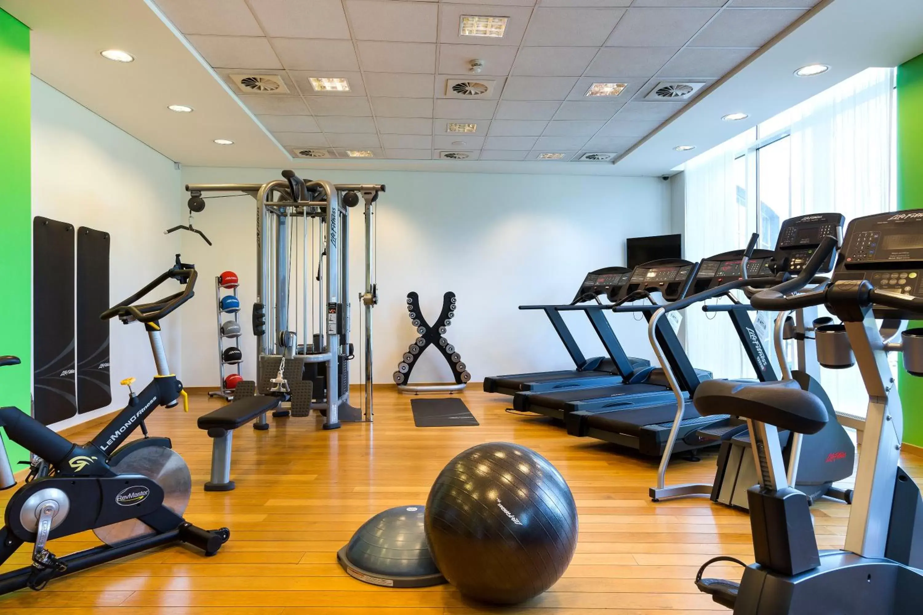 Fitness centre/facilities, Fitness Center/Facilities in Crowne Plaza Brussels Airport, an IHG Hotel