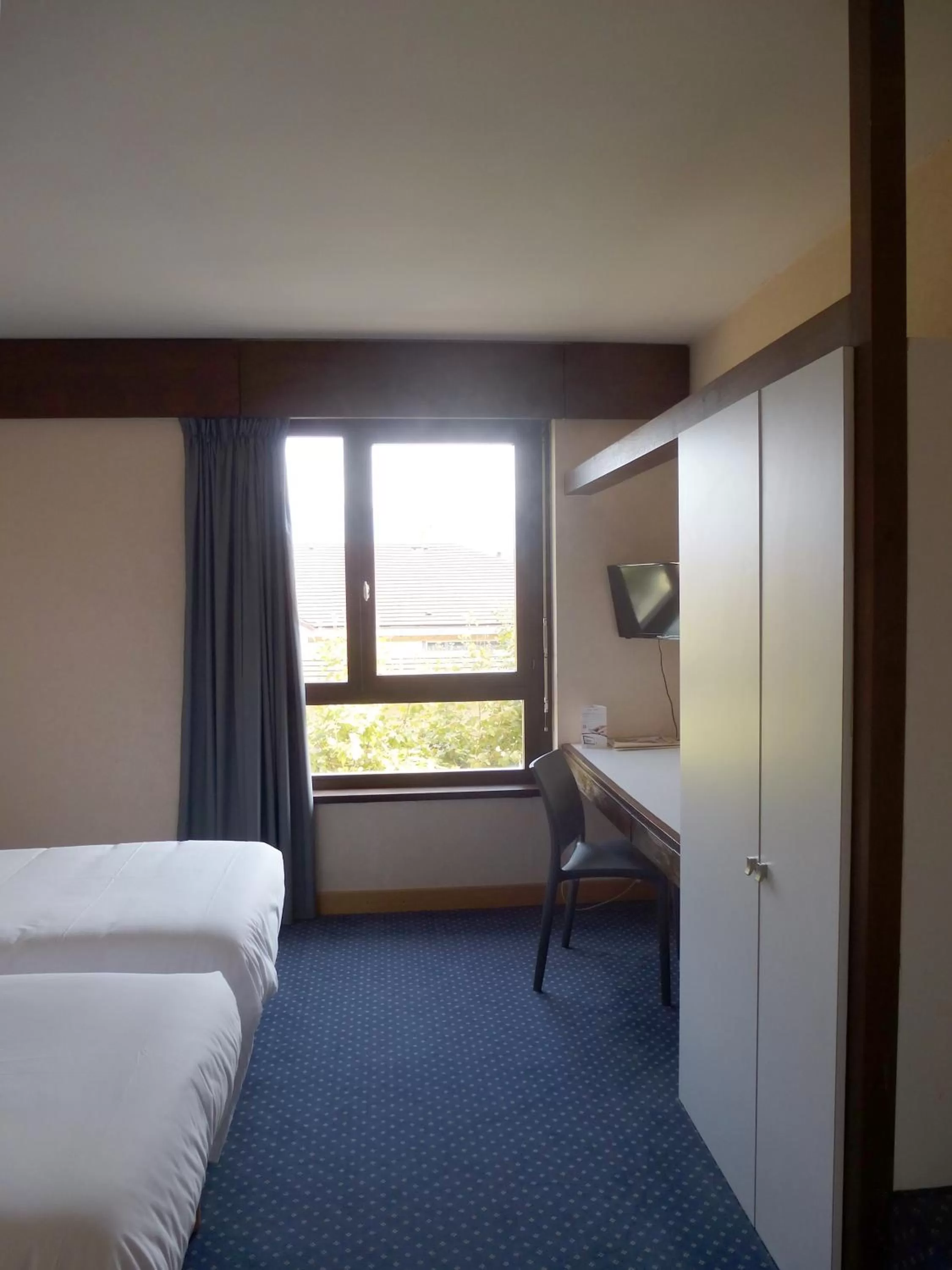 Standard Double Room in HYP'Hotel