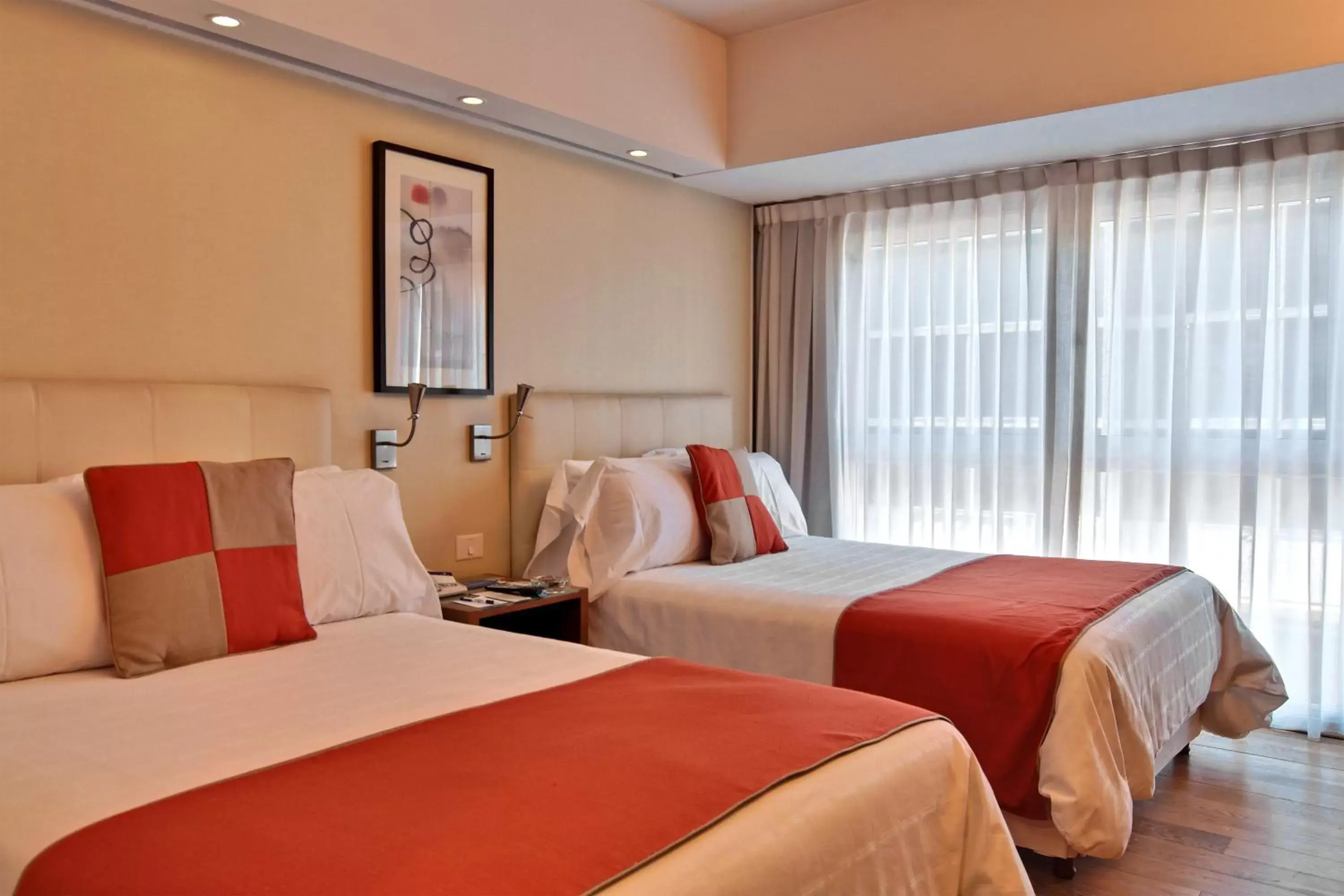 Photo of the whole room, Bed in Regente Palace Hotel Photo of the whole room, Bed in Regente Palace Hotel