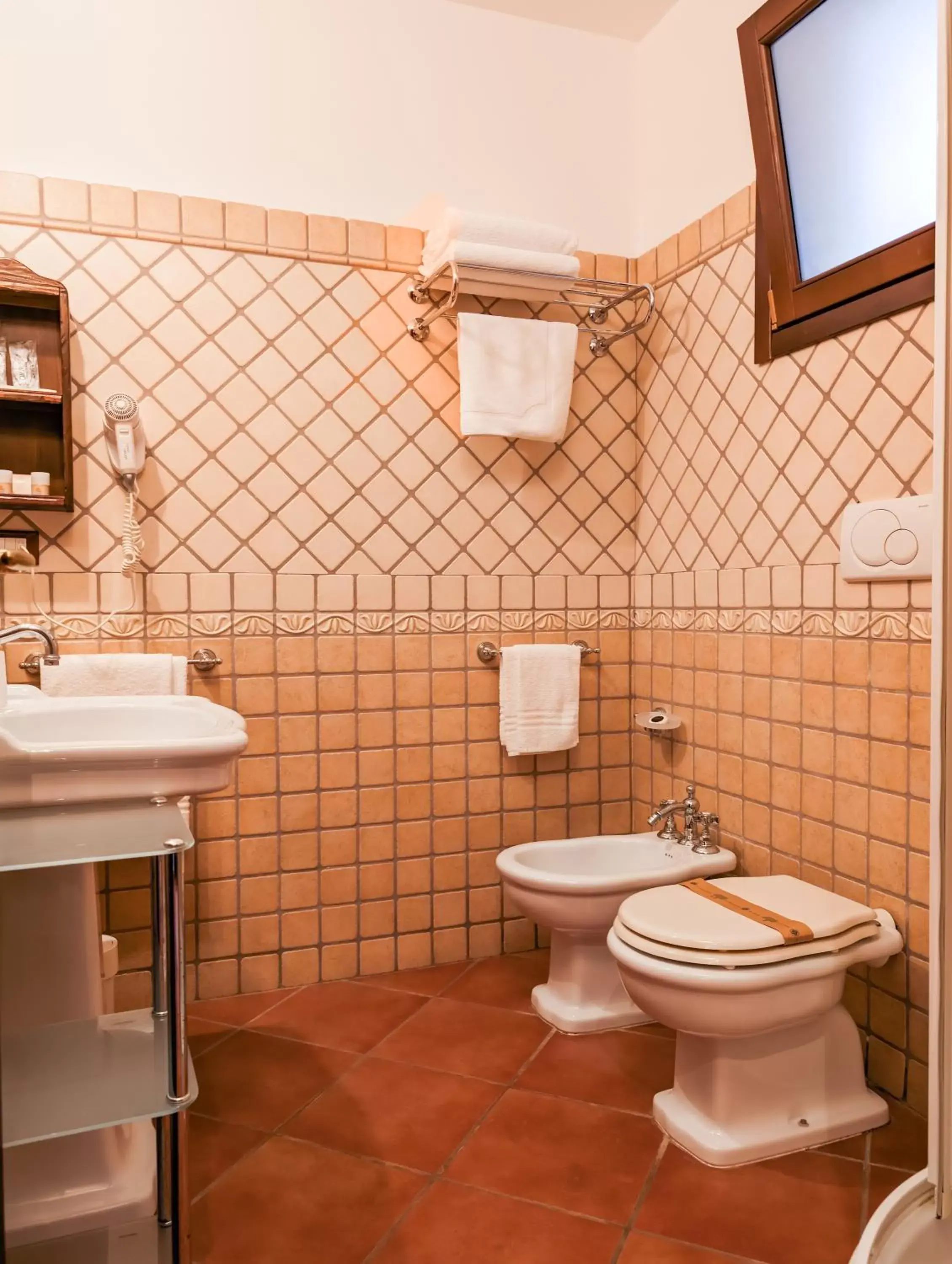 Bathroom in Hotel La Corte Del Sole