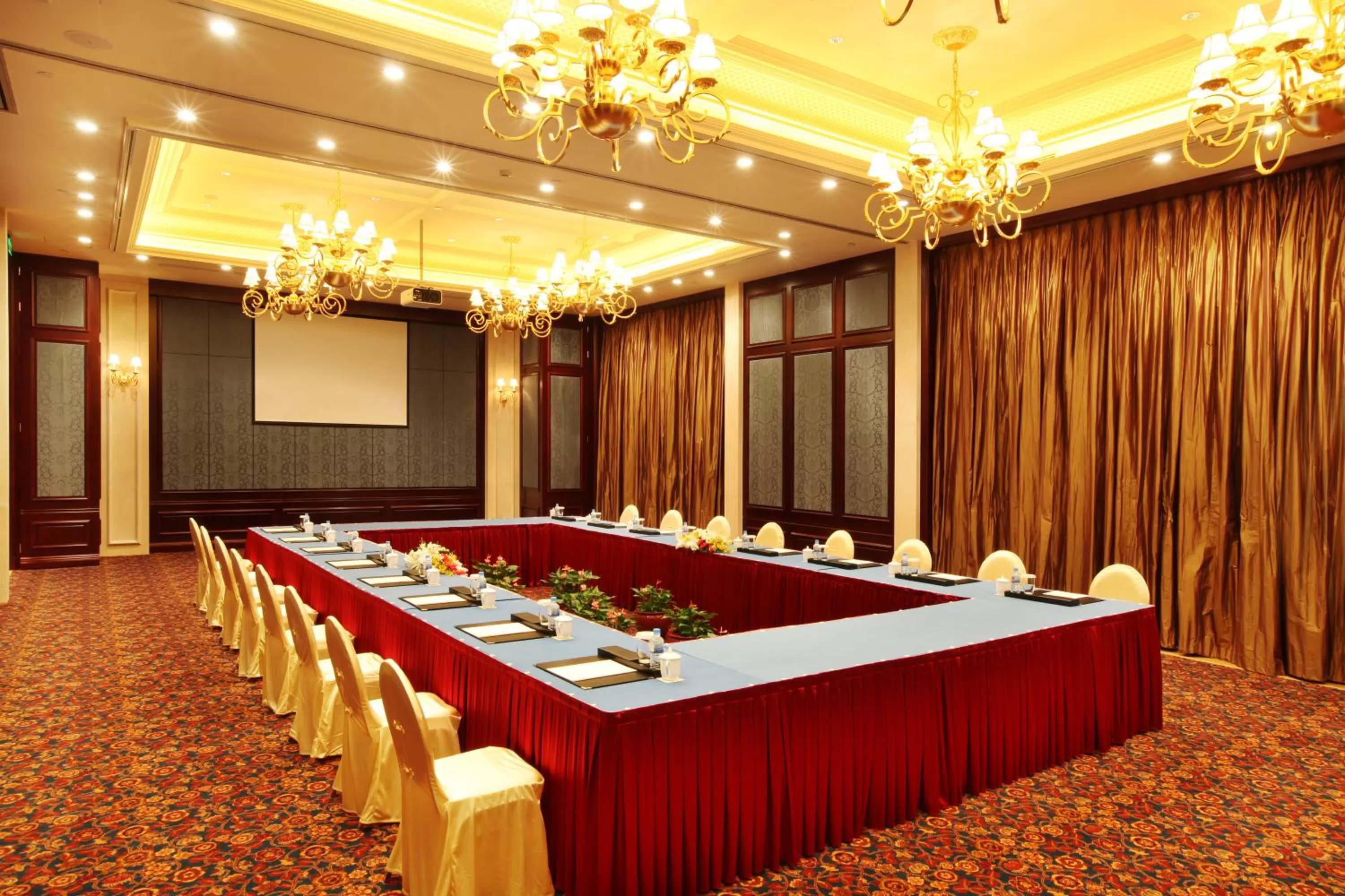 Business facilities in Grand Central Hotel Shanghai - Nanjing Road