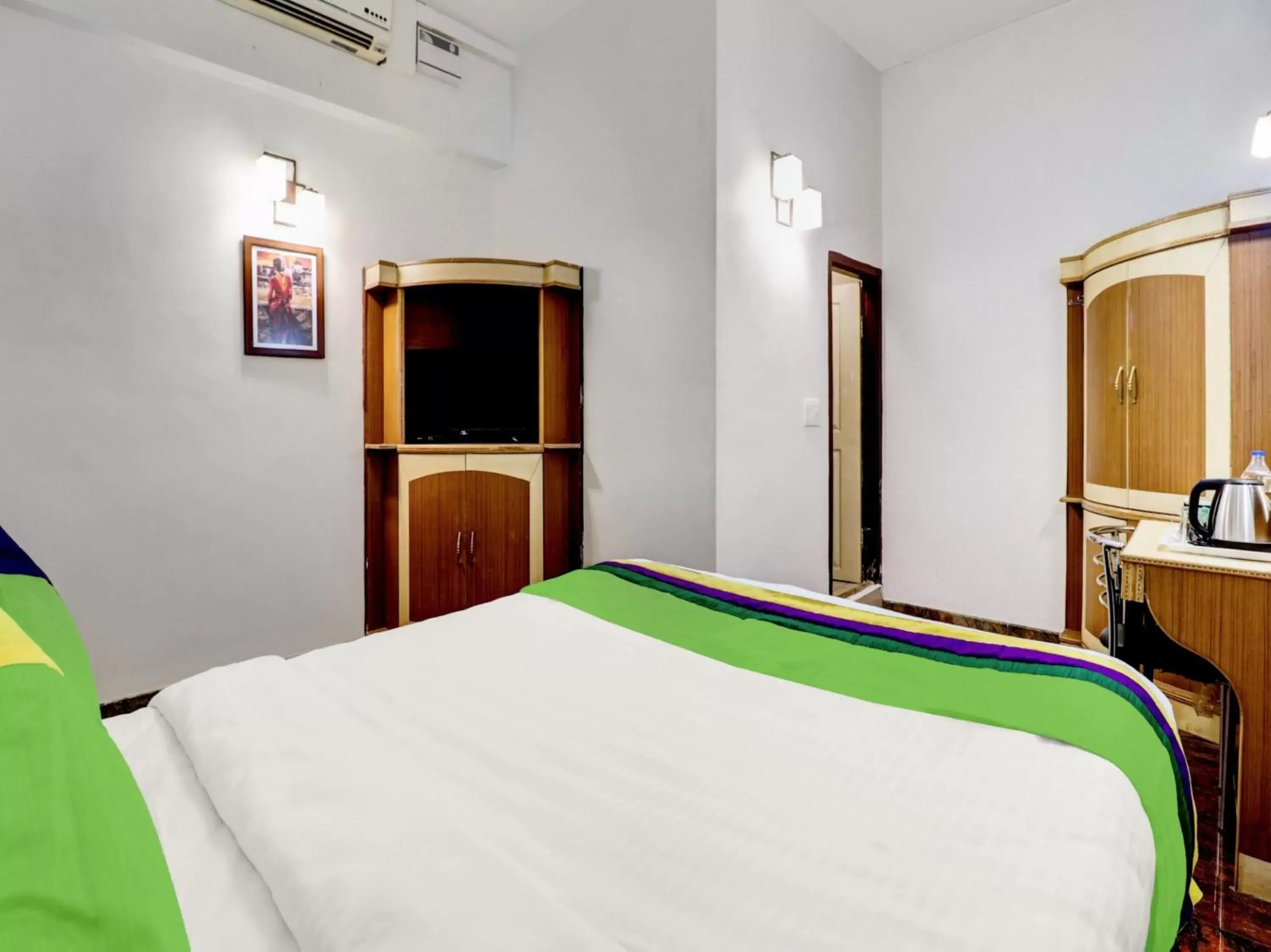 Economy Double Room - single occupancy in Treebo Benaka Residency Economy Double Room - single occupancy in Treebo Benaka Residency