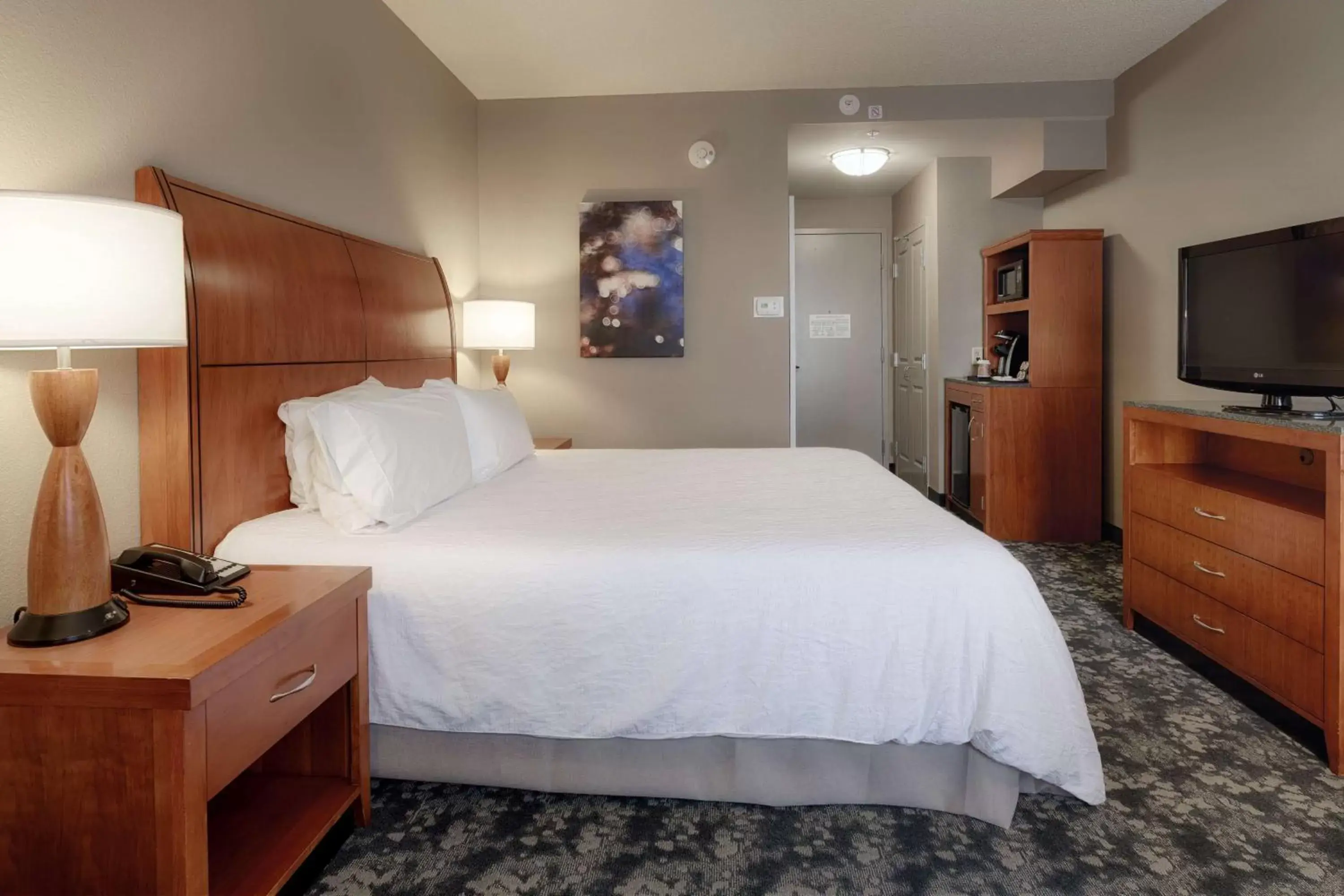 Bed in Hilton Garden Inn Cleveland/Twinsburg