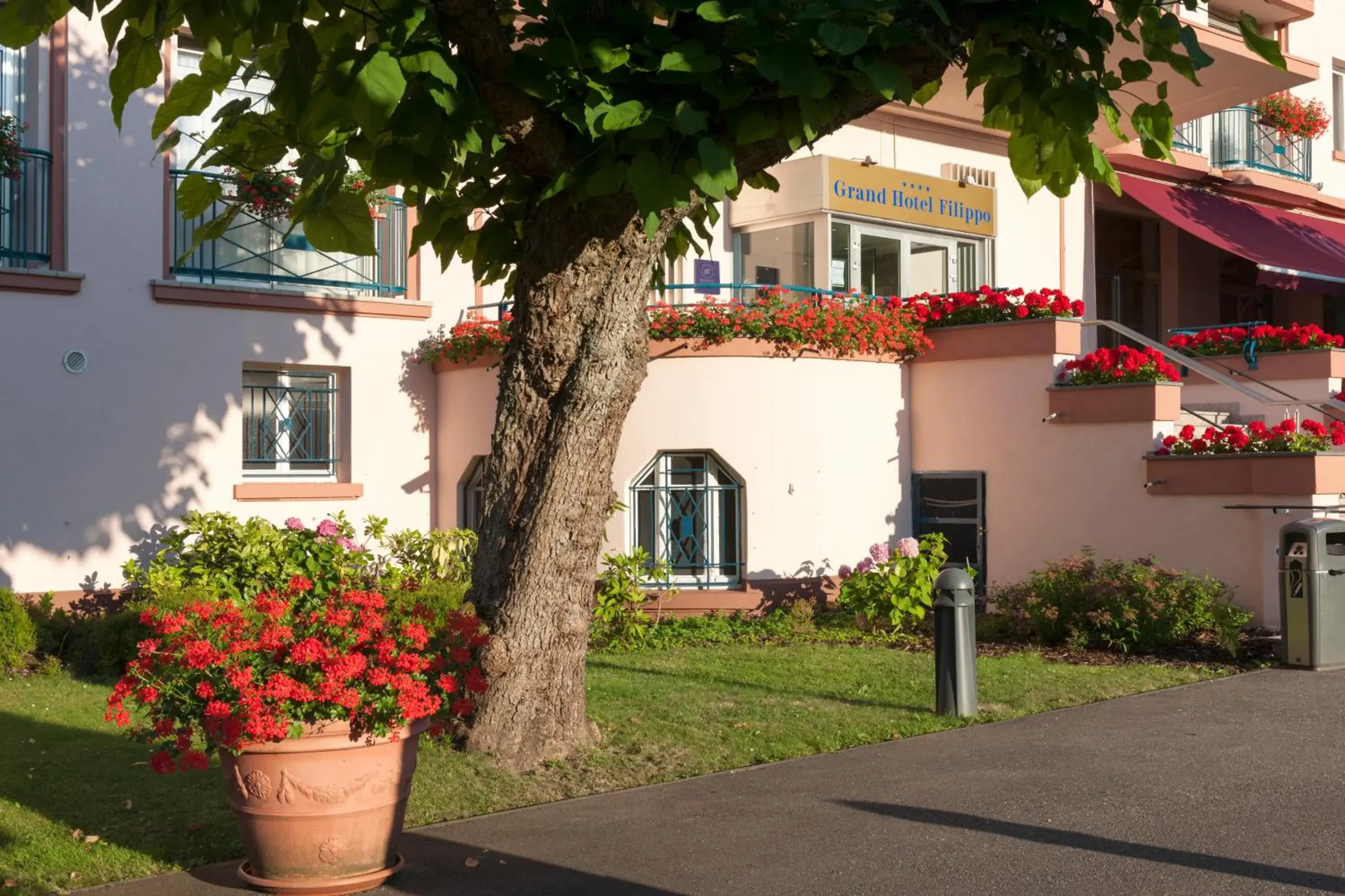 Garden view in Grand Hôtel Filippo Strasbourg Nord Garden view in Grand Hôtel Filippo Strasbourg Nord