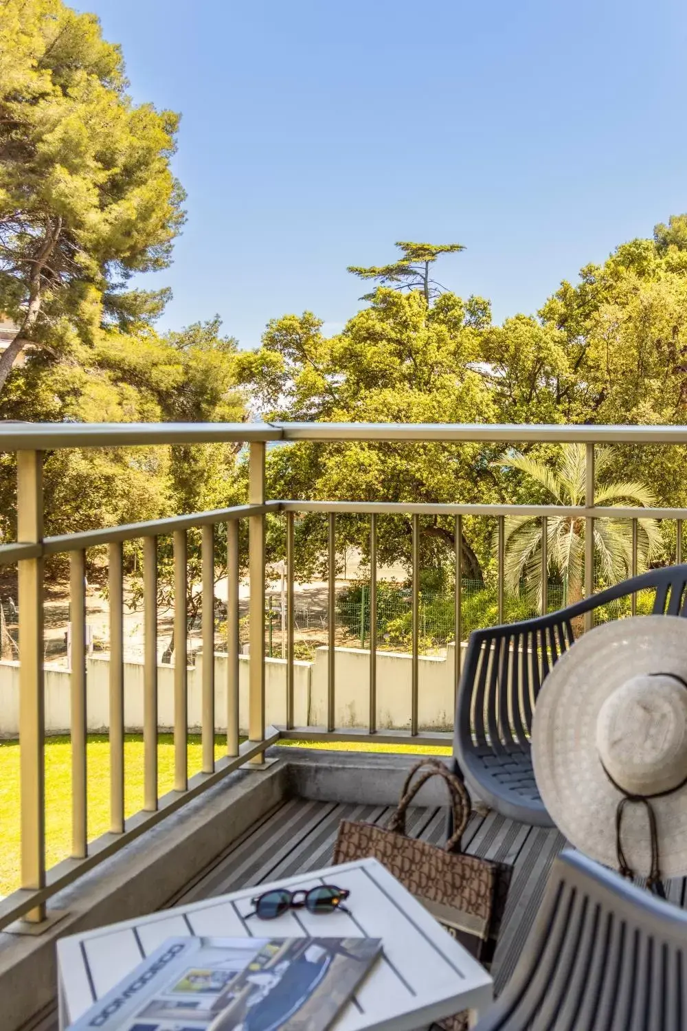 Balcony/Terrace in Luxotel Cannes