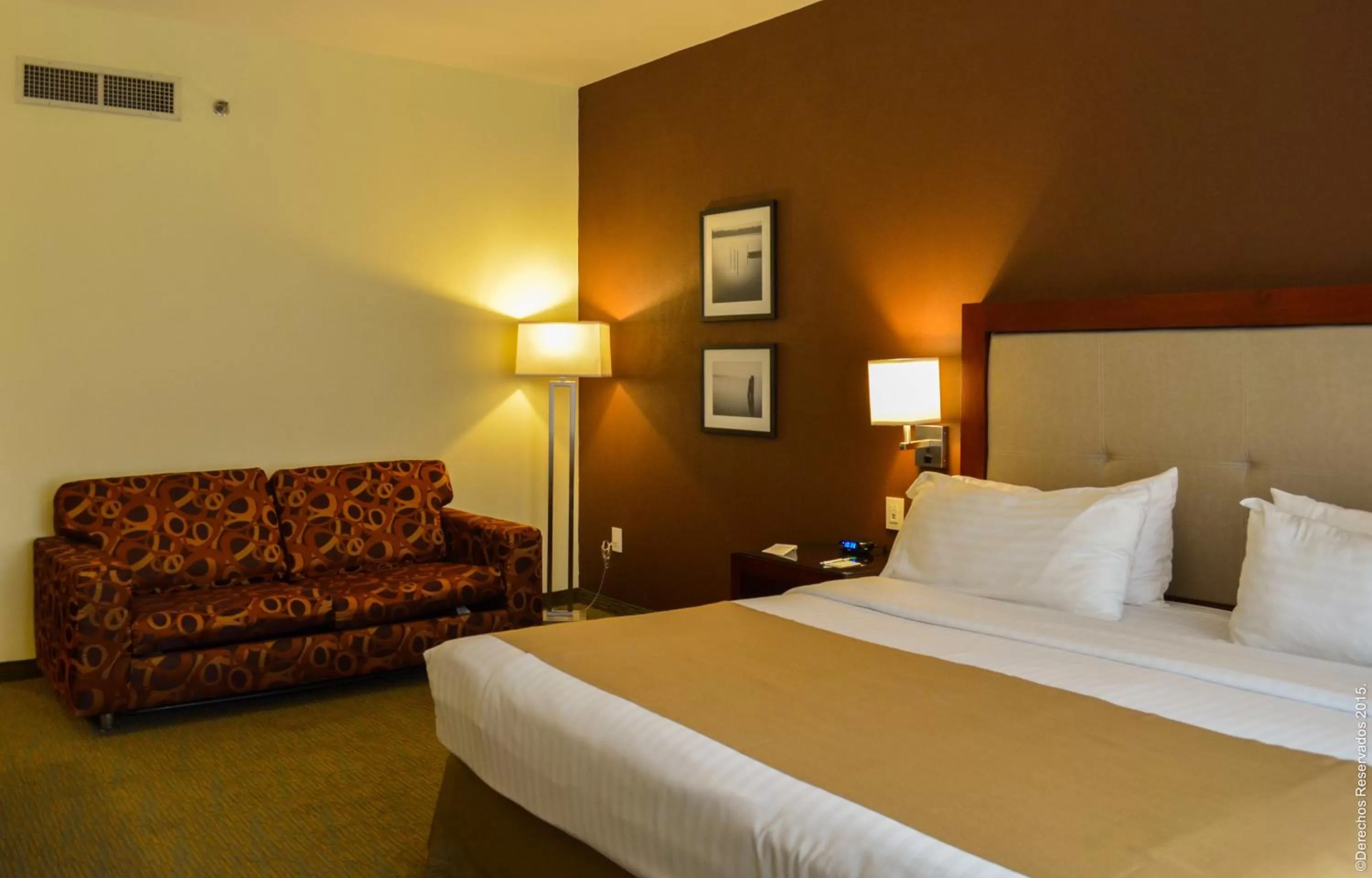 Photo of the whole room, Bed in Holiday Inn Leon by IHG