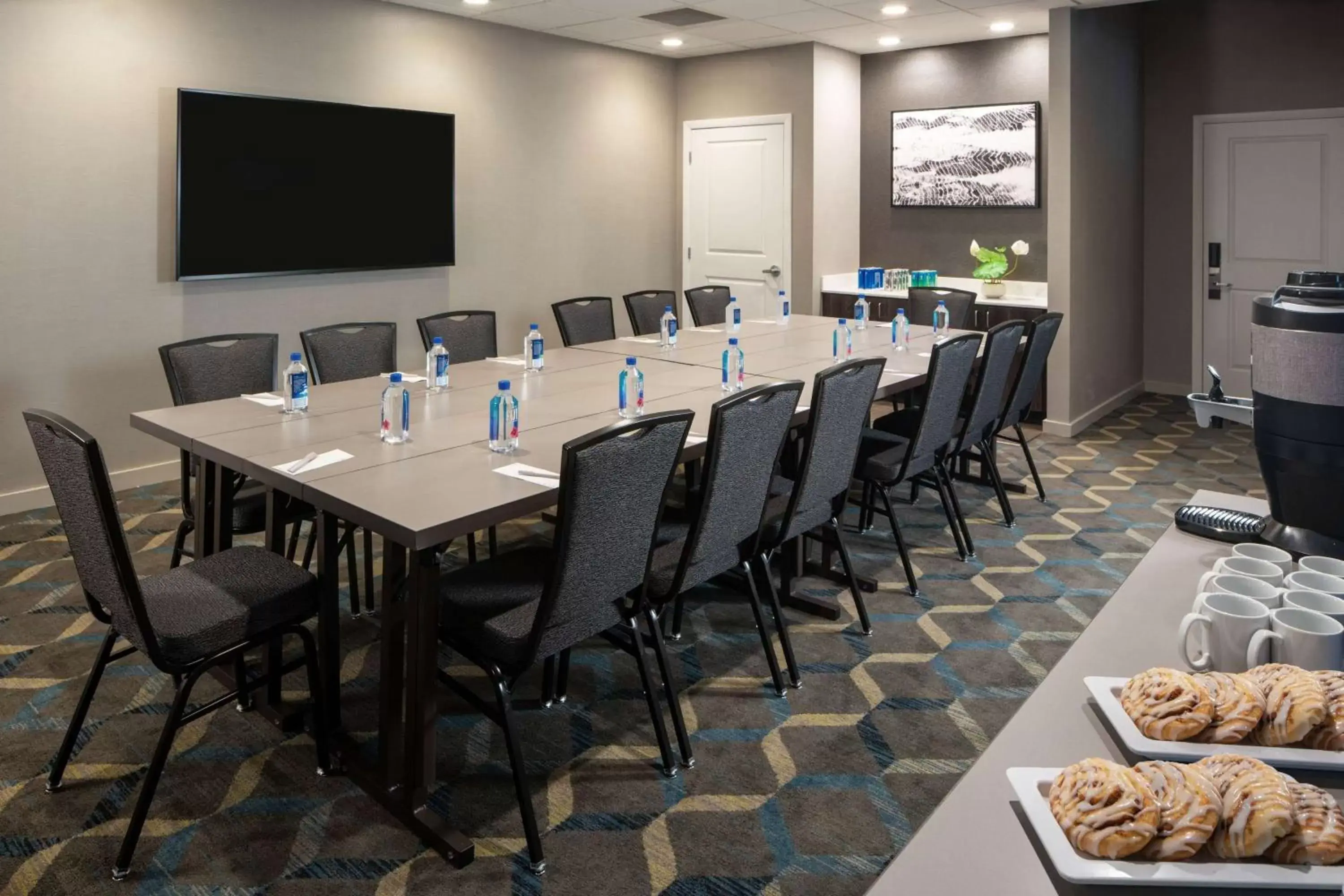 Meeting/conference room in Sonesta ES Suites Fairfax Fair Lakes