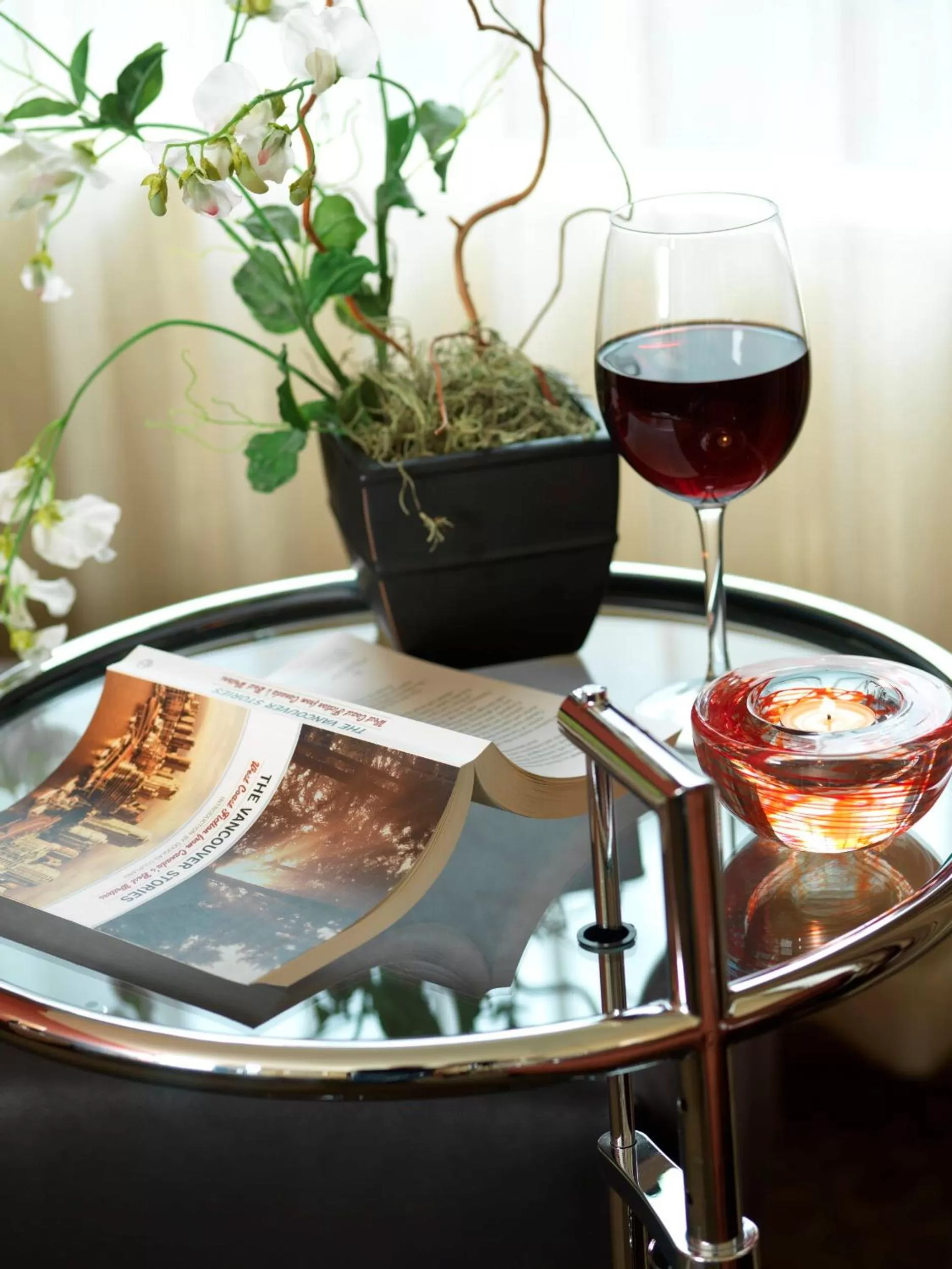 Drinks in The Listel Hotel Vancouver