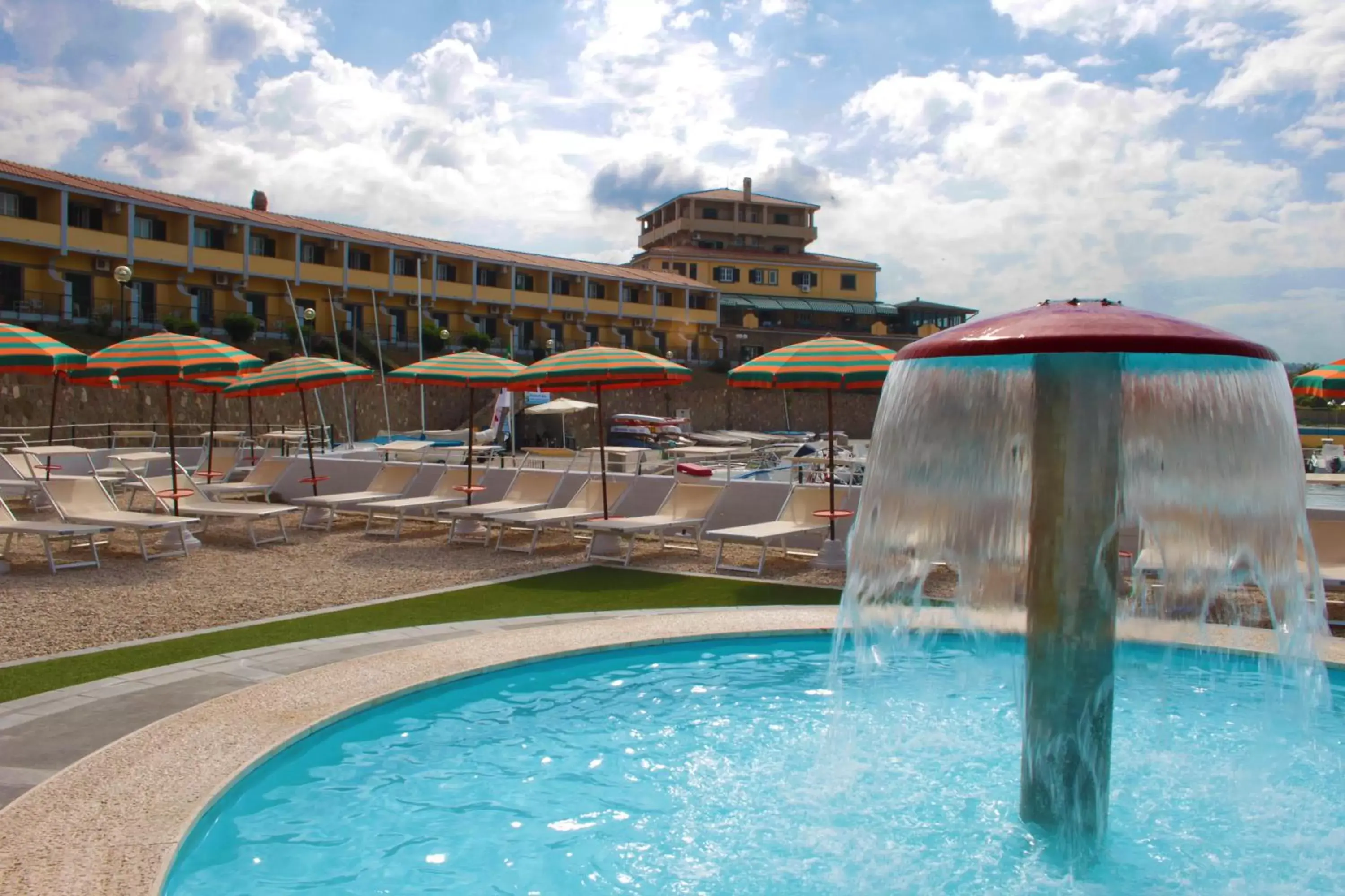 Day, Swimming Pool in Mercure Civitavecchia Sunbay Park Hotel