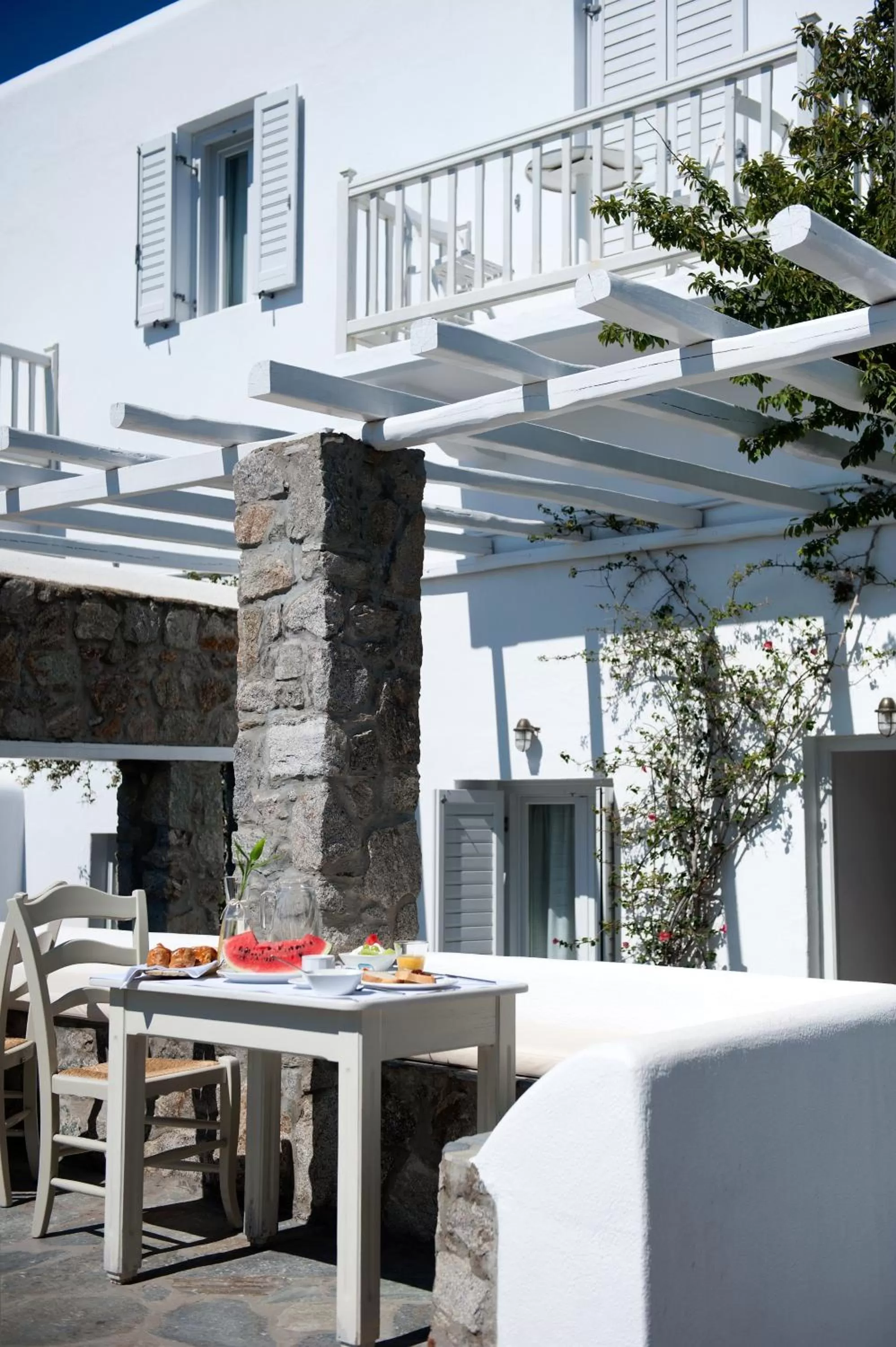 Food and drinks in Elena Hotel Mykonos
