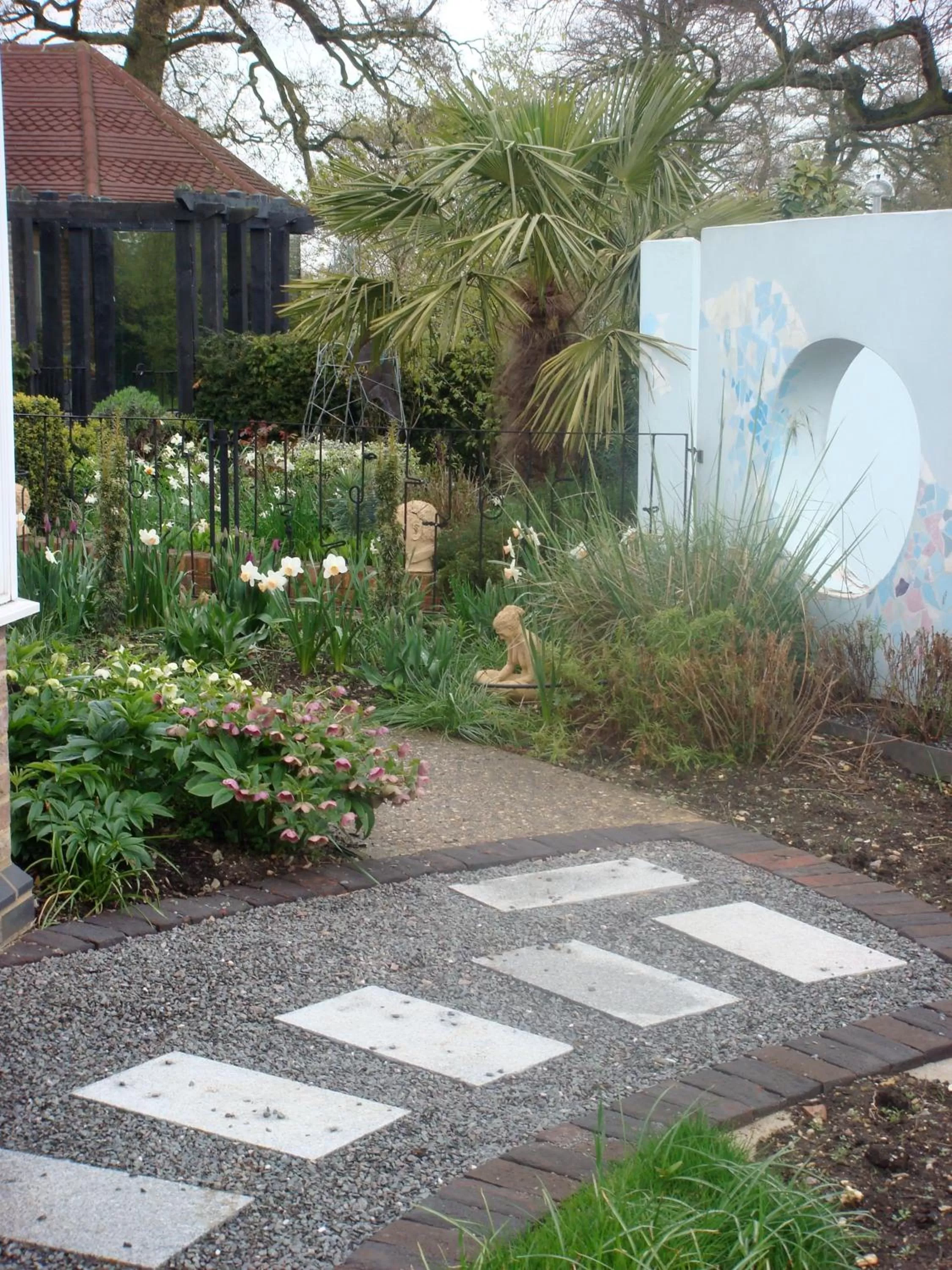 Garden in South Lodge