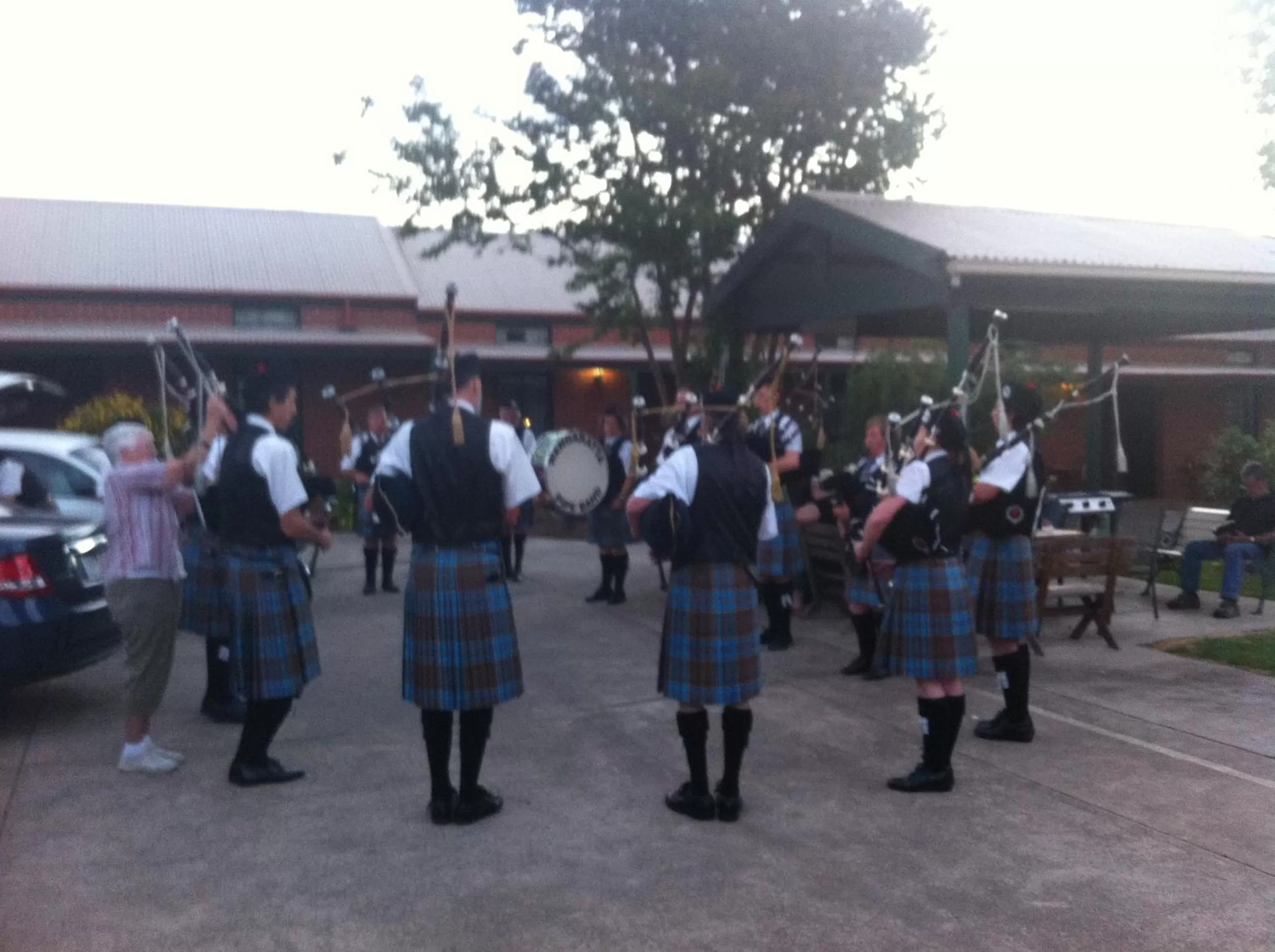 People in Mansfield Travellers Lodge