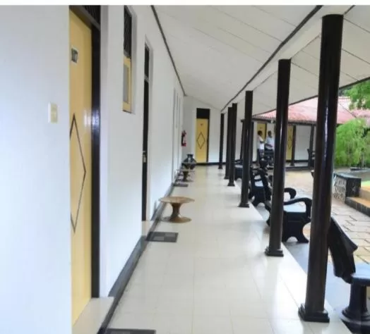 Jayasinghe Holiday Resort