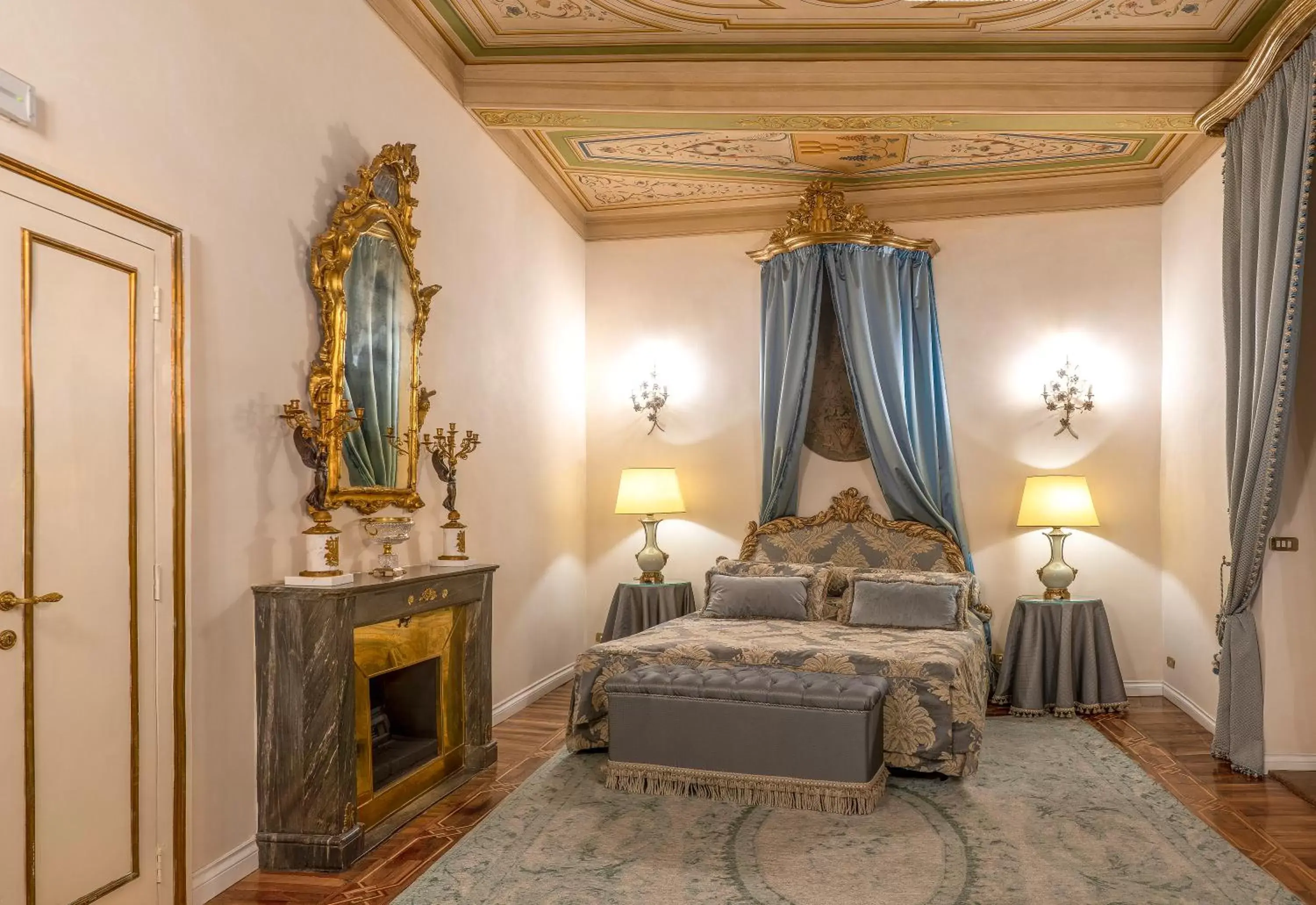 Bed in Residenza Ruspoli Bonaparte