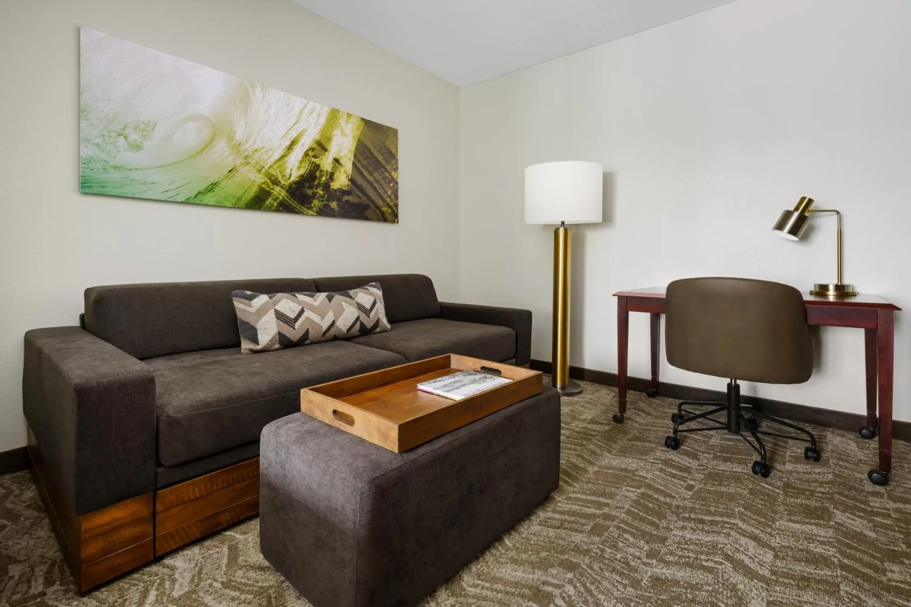 Living room, Seating Area in SpringHill Suites Manchester-Boston Regional Airport