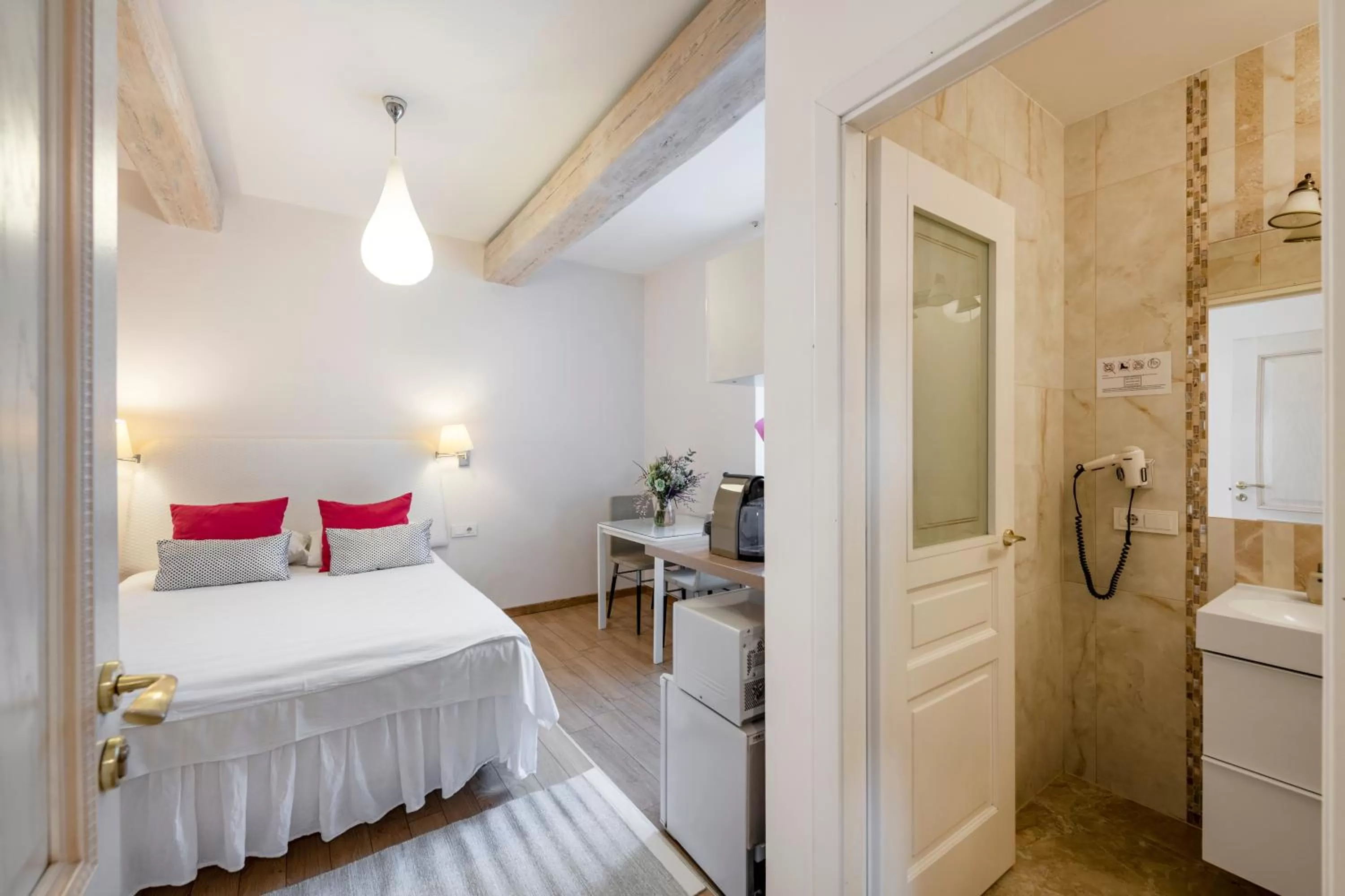 Photo of the whole room, Bed in Vilnius Apartments