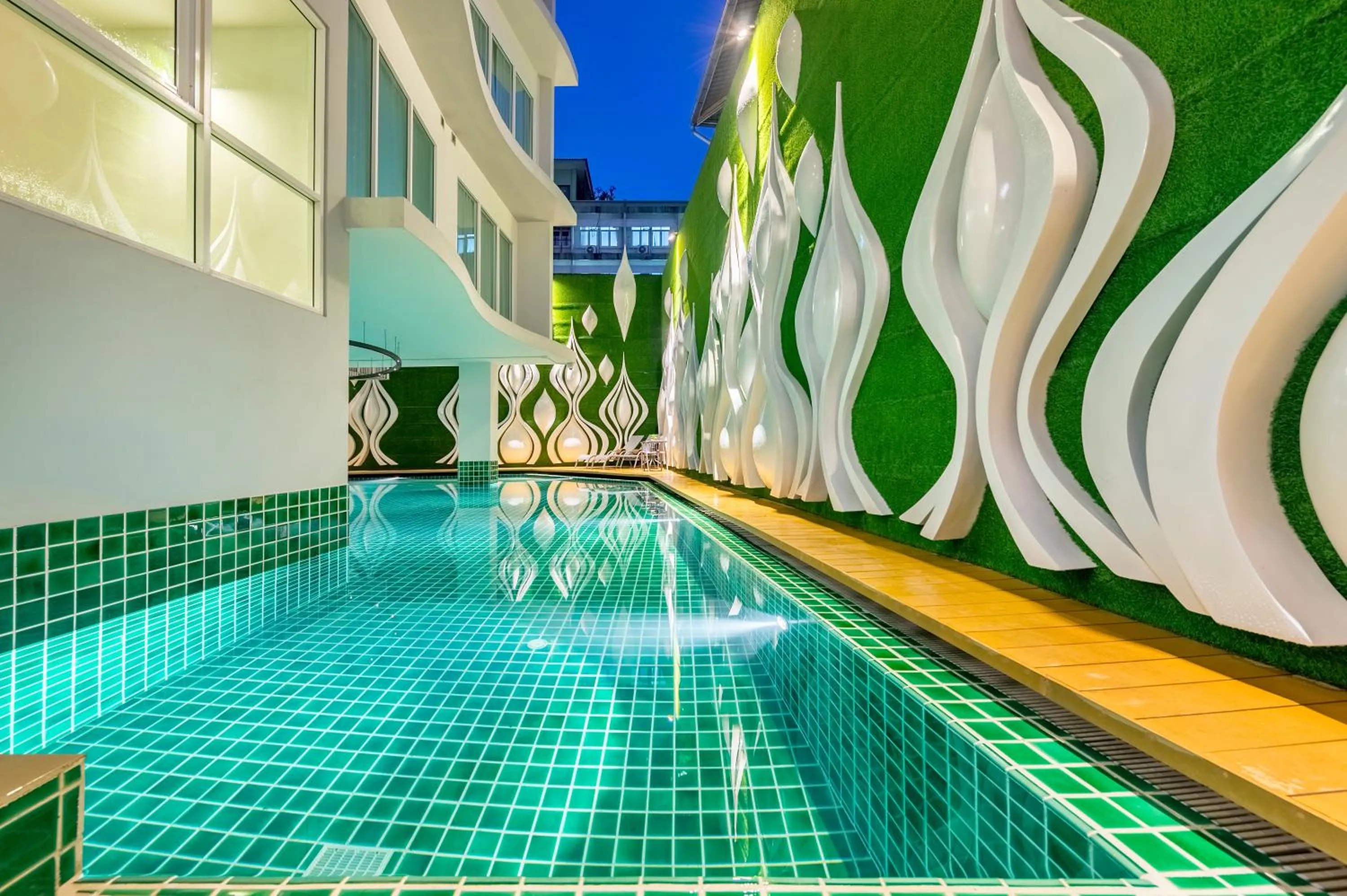 Swimming pool in Anajak Bangkok Hotel - SHA Plus