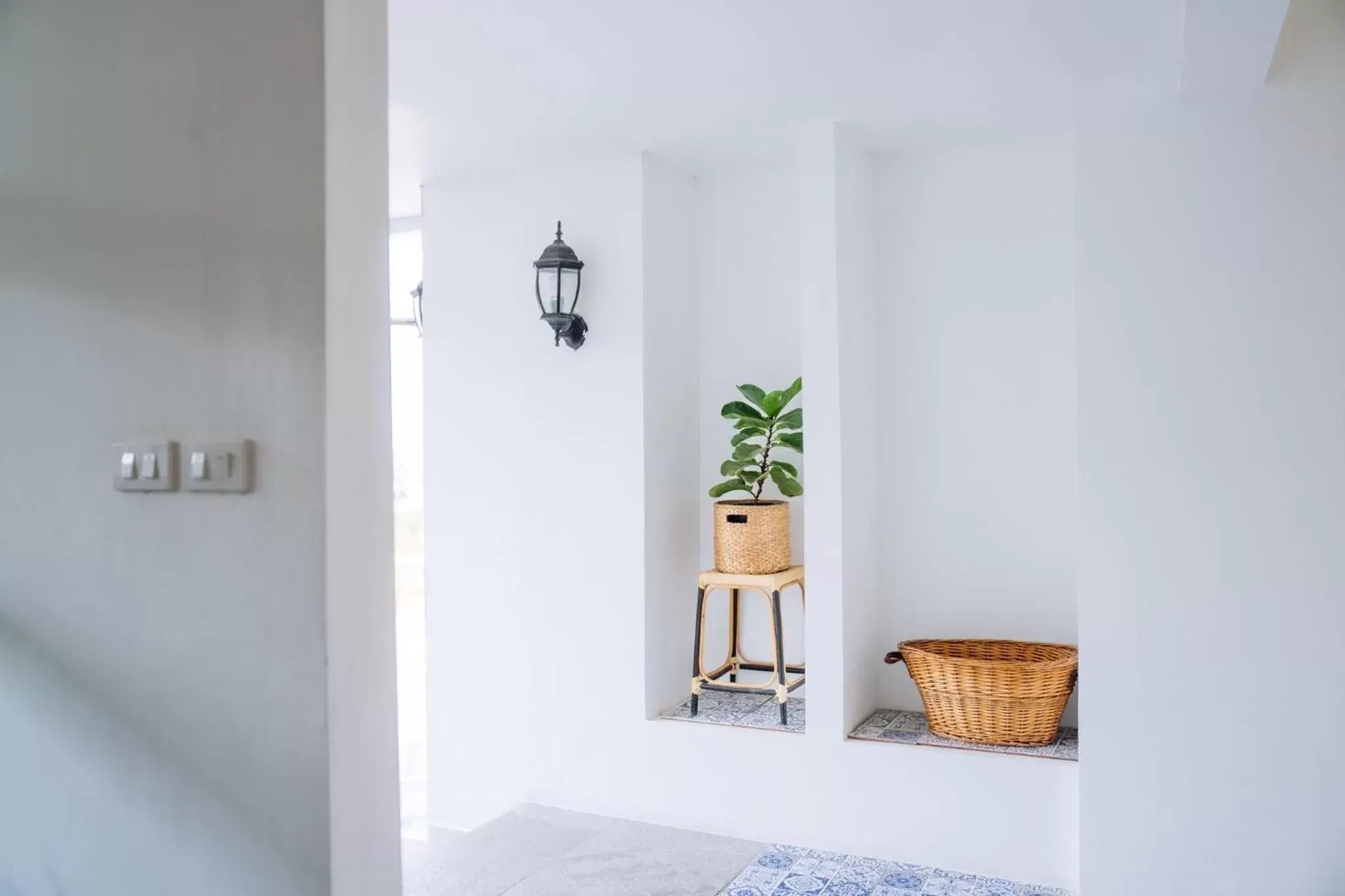 Decorative detail in Royal Beach View Decorative detail in Royal Beach View