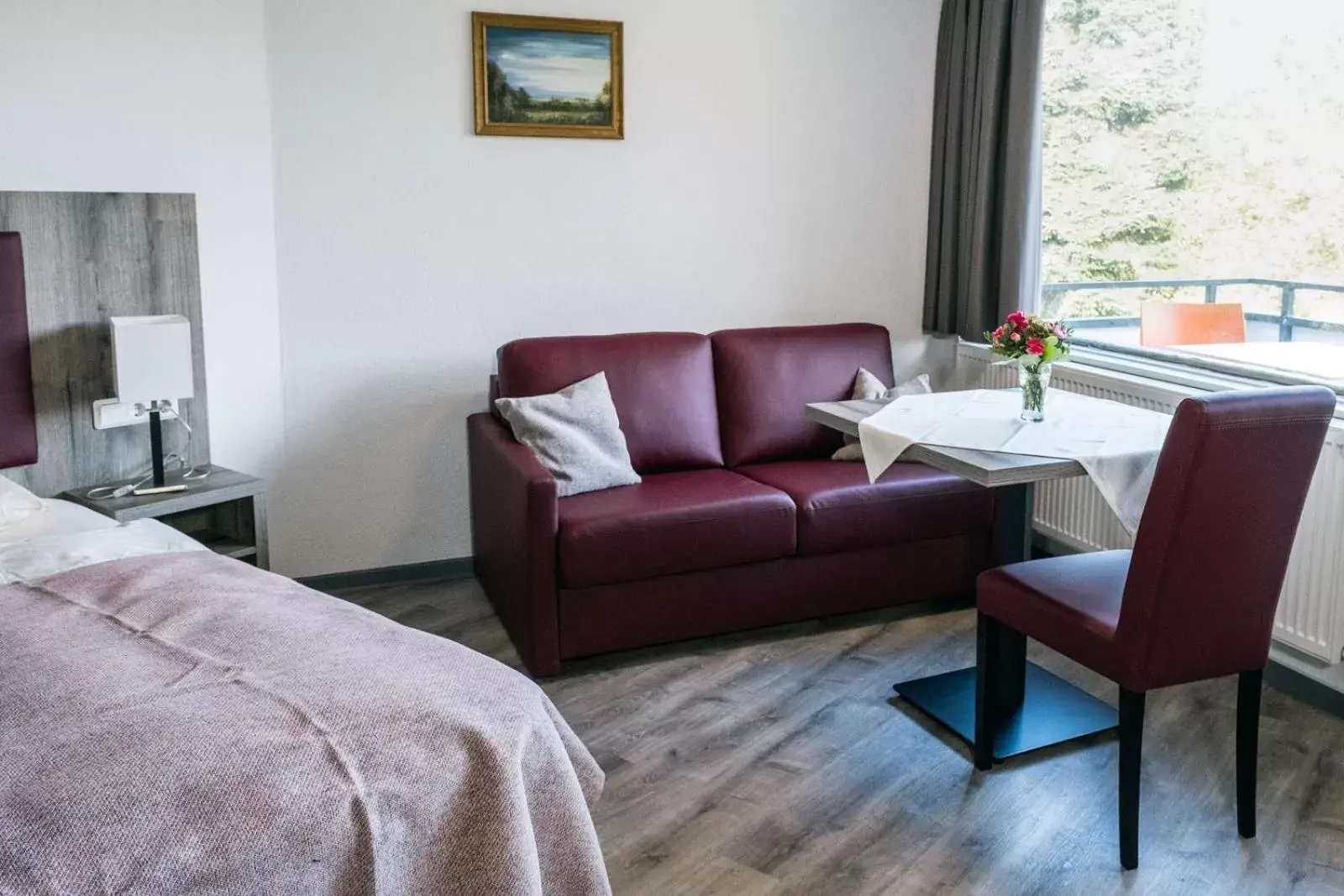 Double Room with Balcony in Galeriehotel Maribondo Double Room with Balcony in Galeriehotel Maribondo