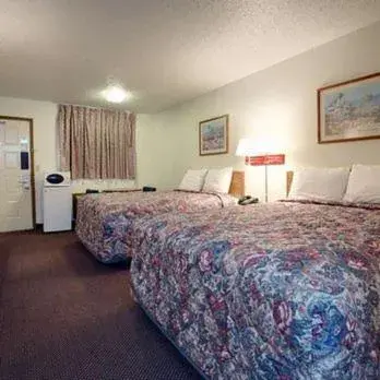 Bed in Country Side Inn